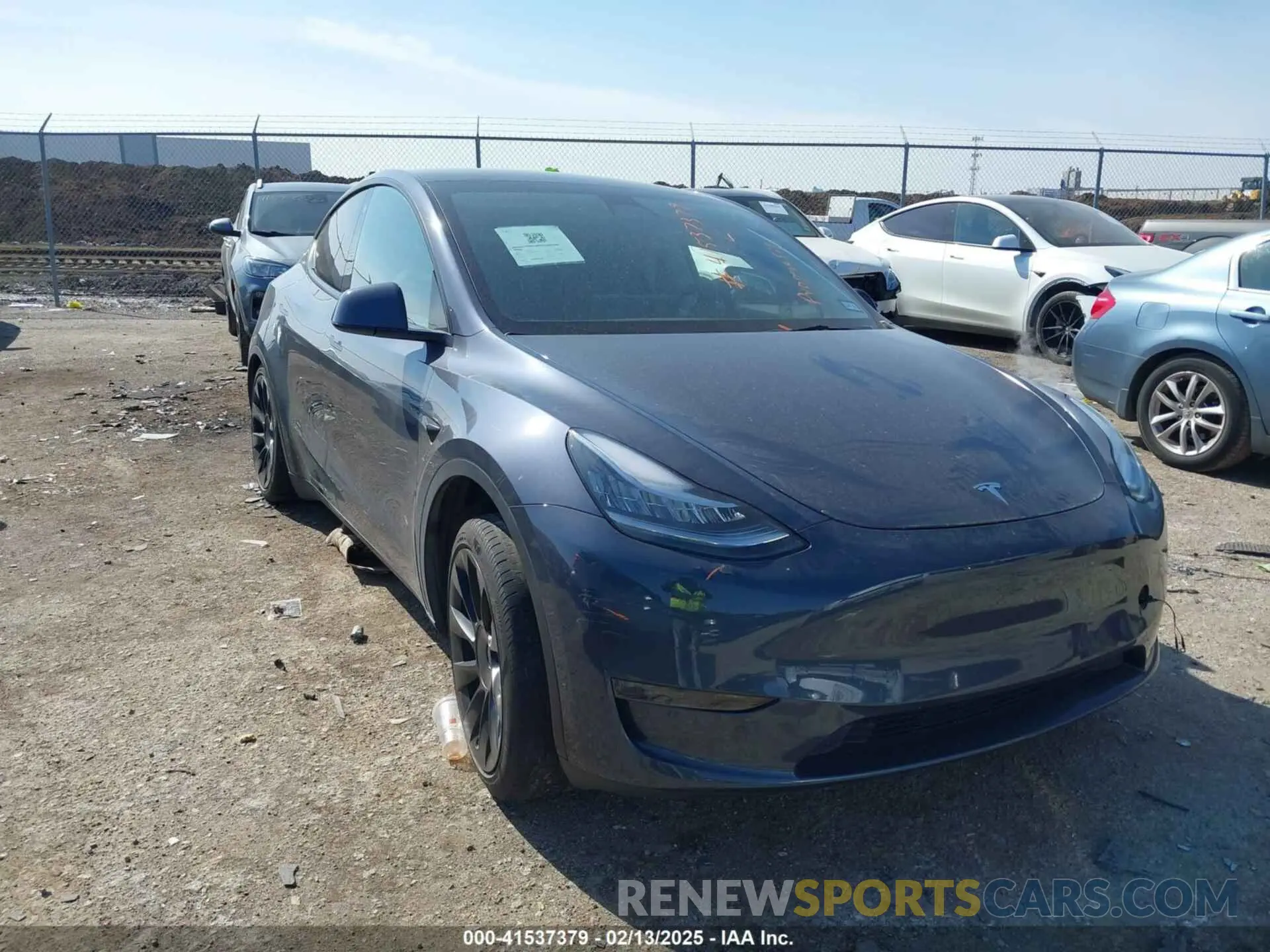 1 Фотография поврежденного автомобиля 7SAYGDEE1PA099398 TESLA MODEL Y 2023