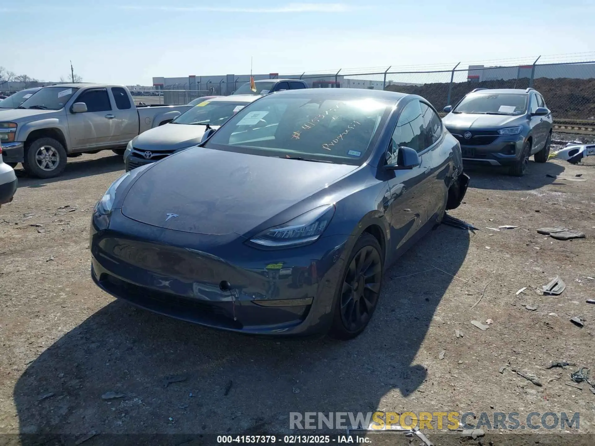 2 Фотография поврежденного автомобиля 7SAYGDEE1PA099398 TESLA MODEL Y 2023