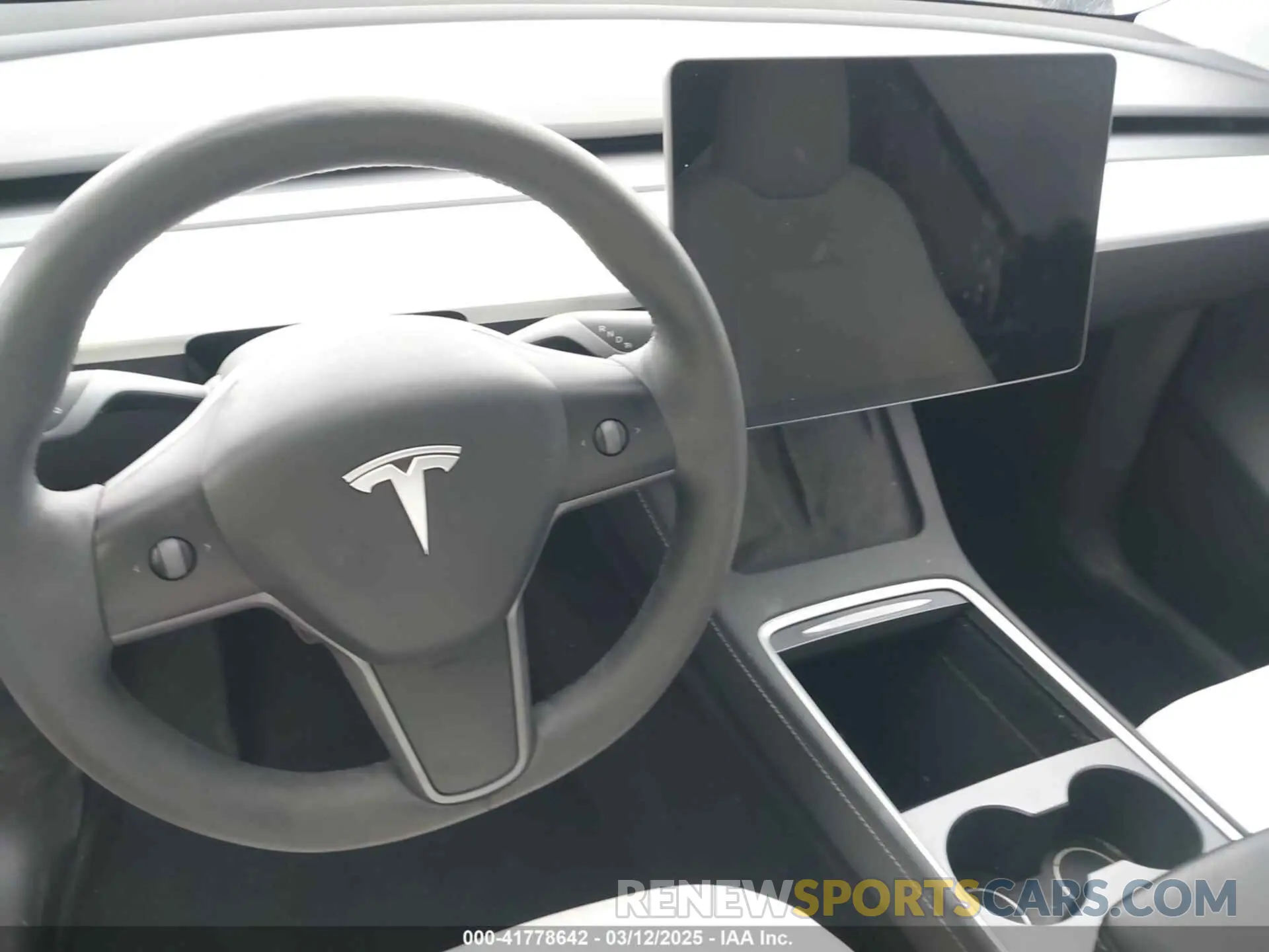 19 Фотография поврежденного автомобиля 7SAYGDEE1PA106057 TESLA MODEL Y 2023