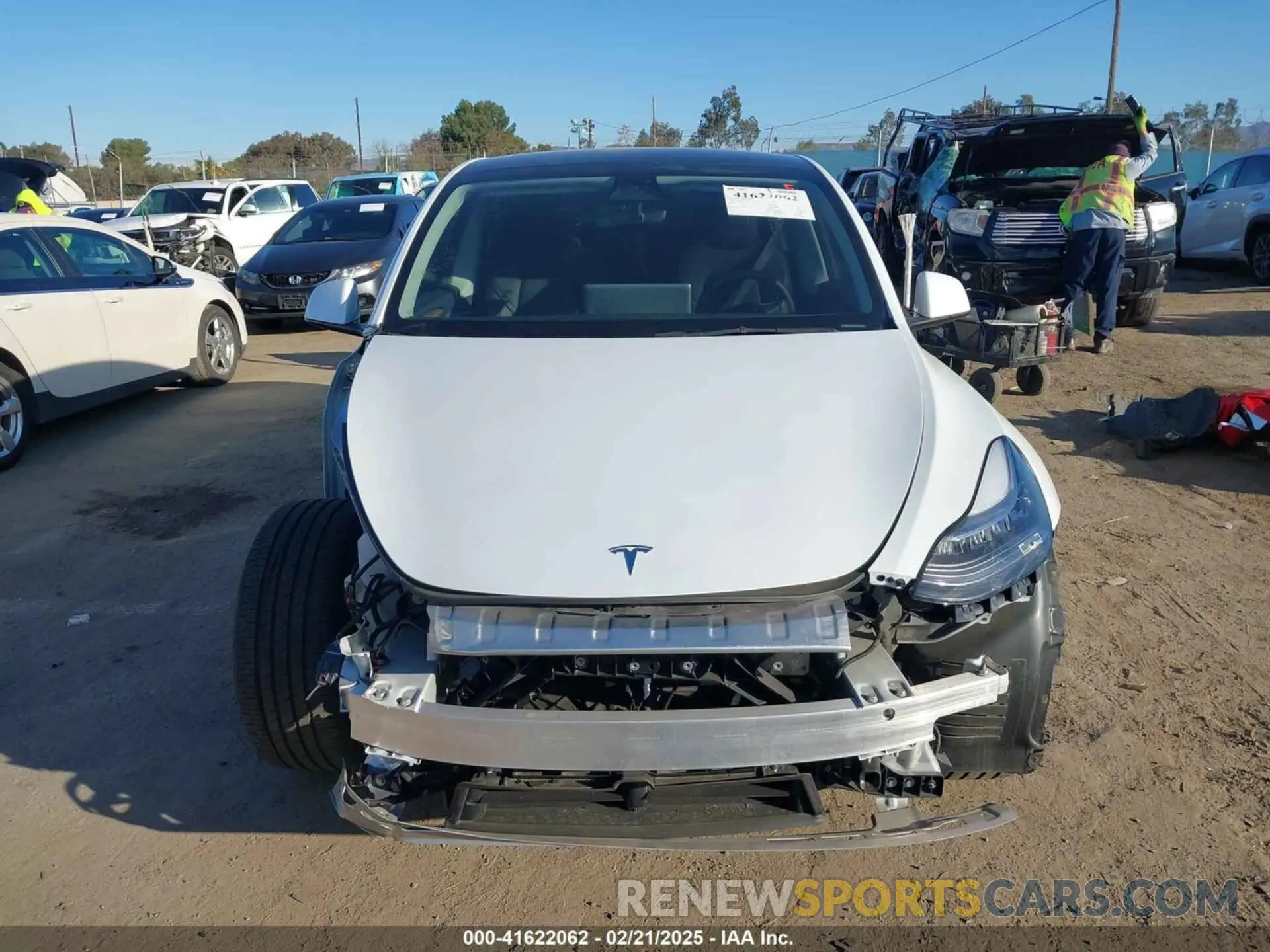 13 Photograph of a damaged car 7SAYGDEE1PA128818 TESLA MODEL Y 2023