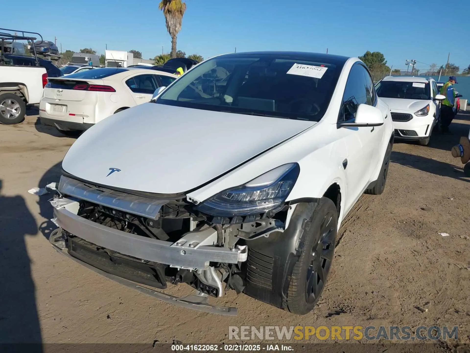 2 Photograph of a damaged car 7SAYGDEE1PA128818 TESLA MODEL Y 2023