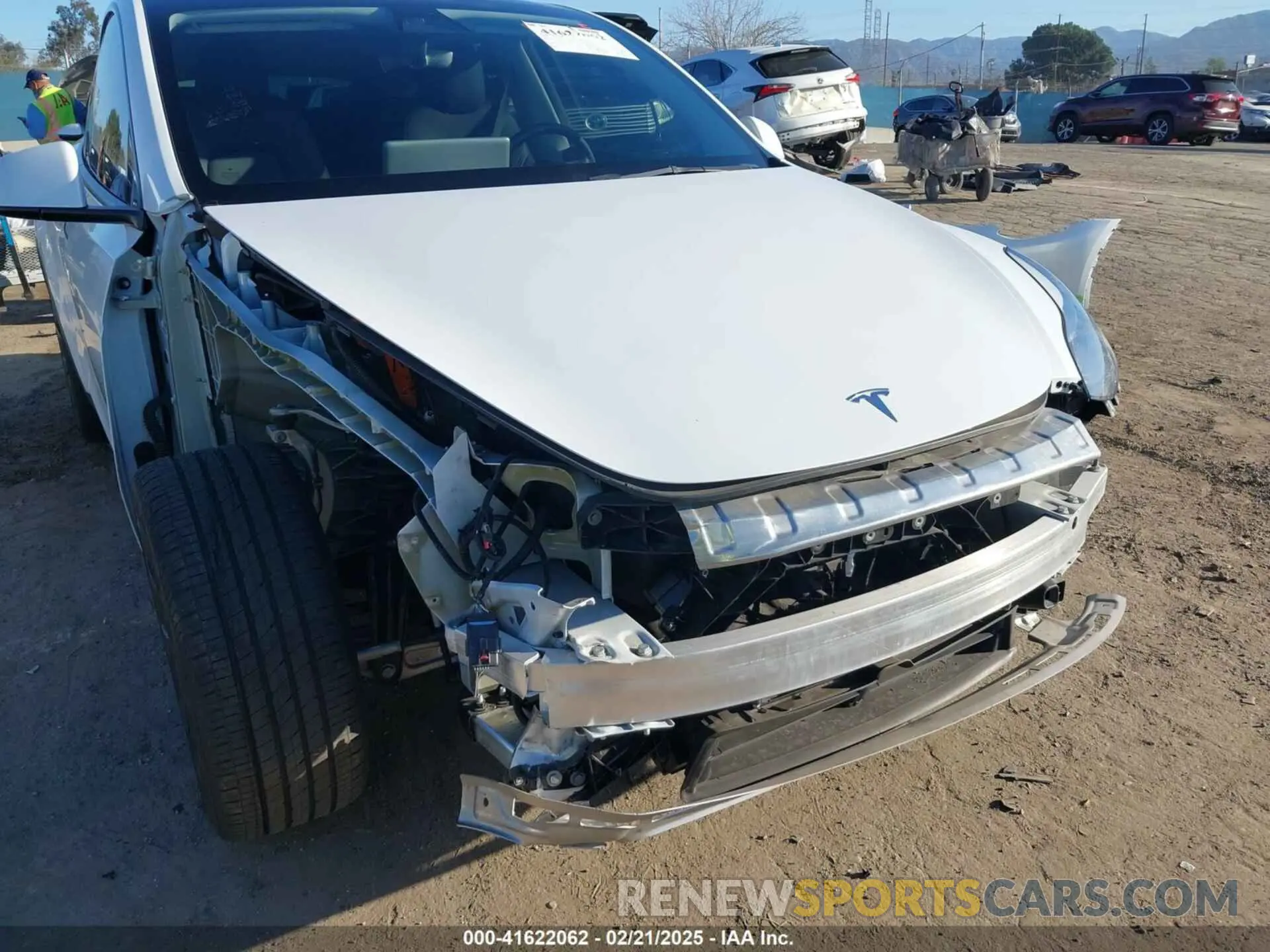 6 Photograph of a damaged car 7SAYGDEE1PA128818 TESLA MODEL Y 2023