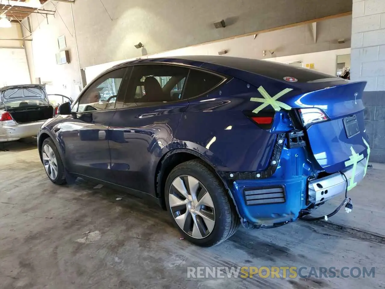 2 Photograph of a damaged car 7SAYGDEE1PA136420 TESLA MODEL Y 2023