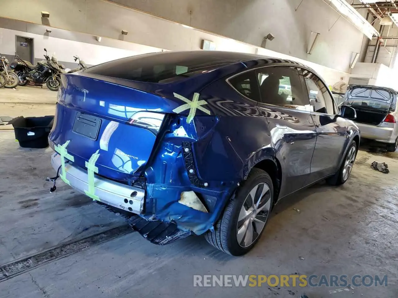 3 Photograph of a damaged car 7SAYGDEE1PA136420 TESLA MODEL Y 2023