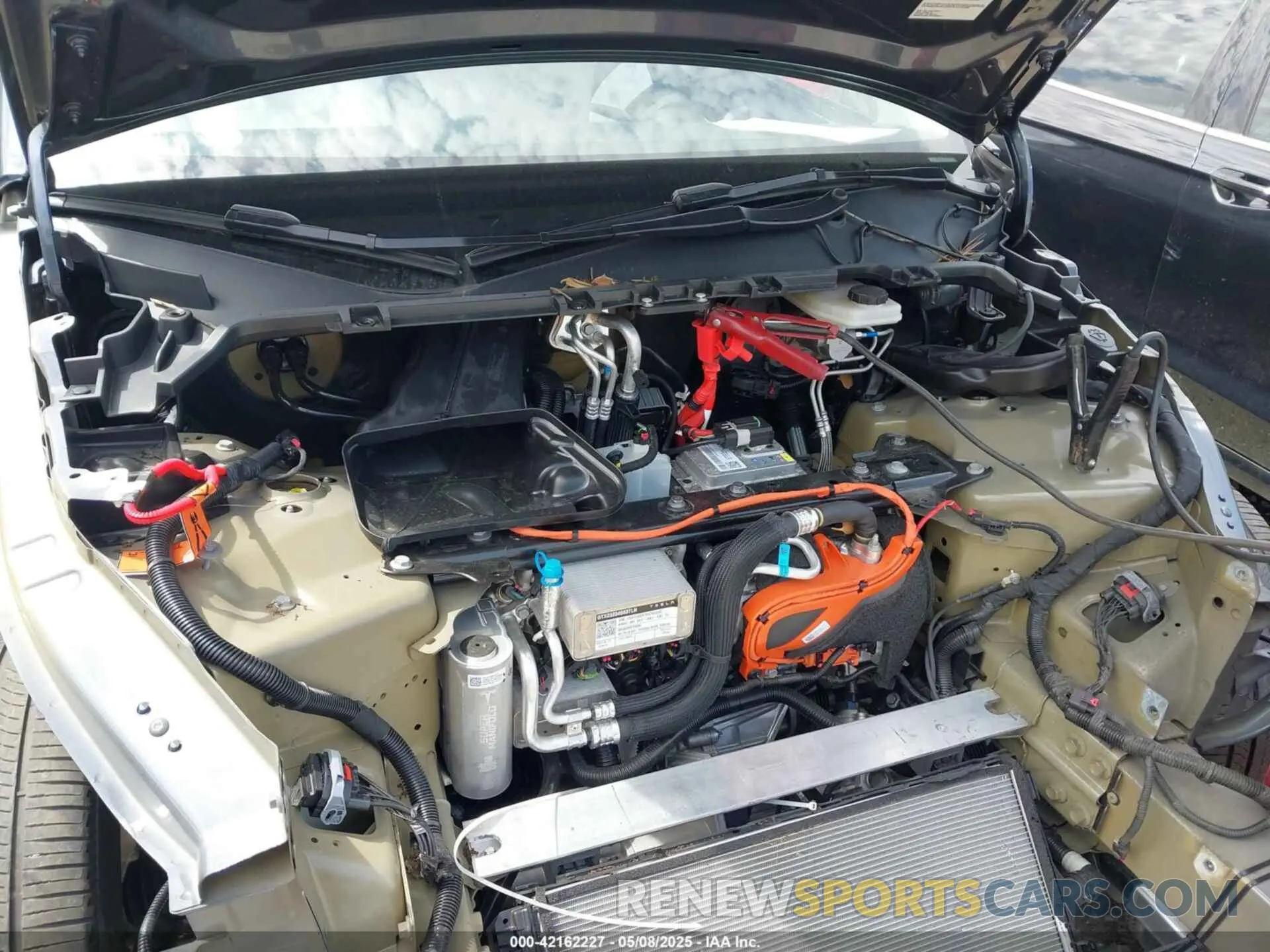 10 Photograph of a damaged car 7SAYGDEE1PA166355 TESLA MODEL Y 2023