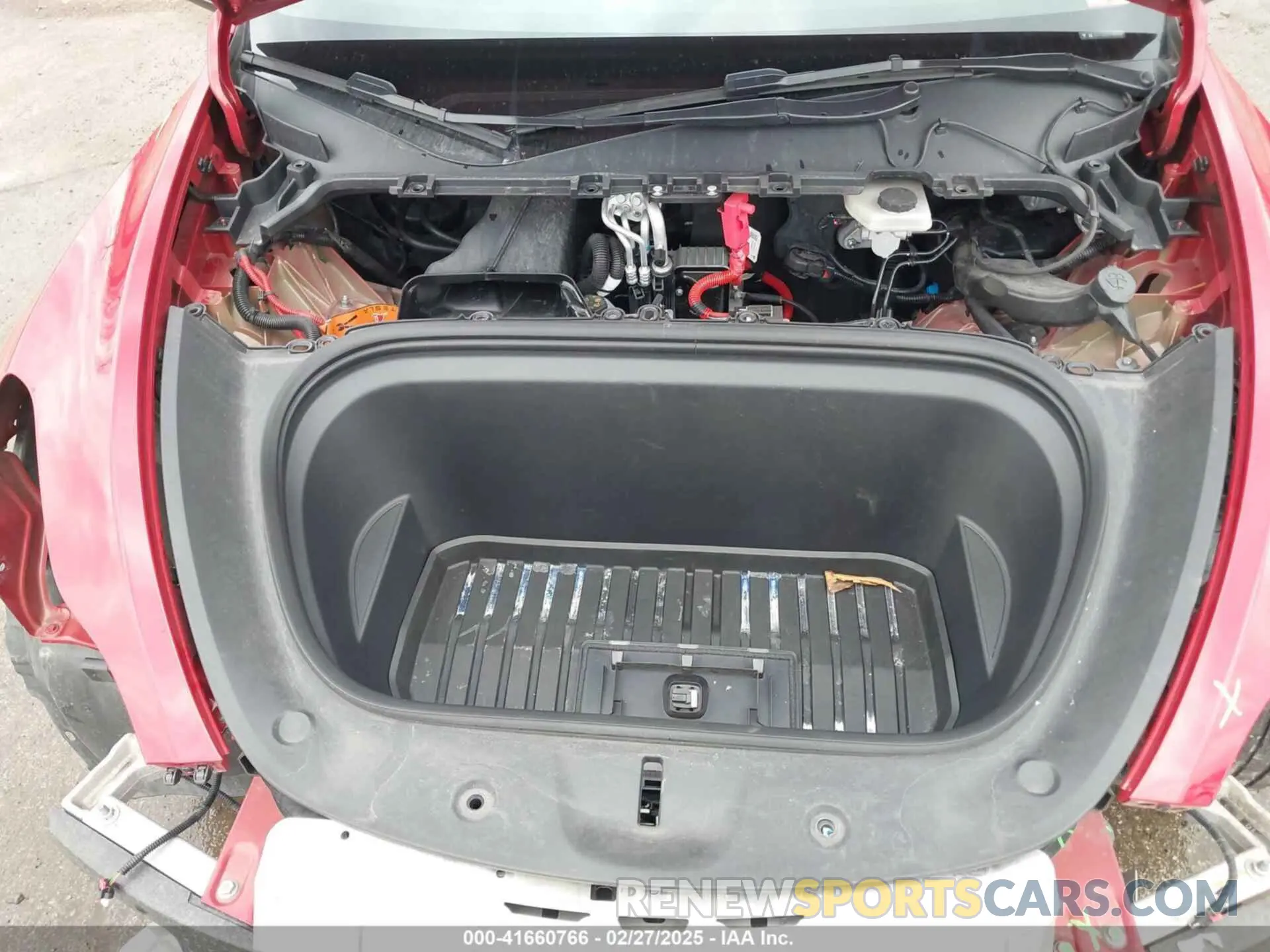 10 Photograph of a damaged car 7SAYGDEE1PA169031 TESLA MODEL Y 2023
