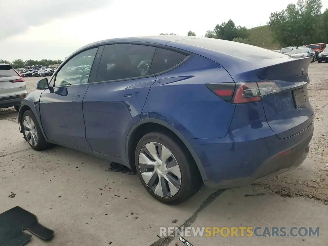 2 Photograph of a damaged car 7SAYGDEE1PA174035 TESLA MODEL Y 2023