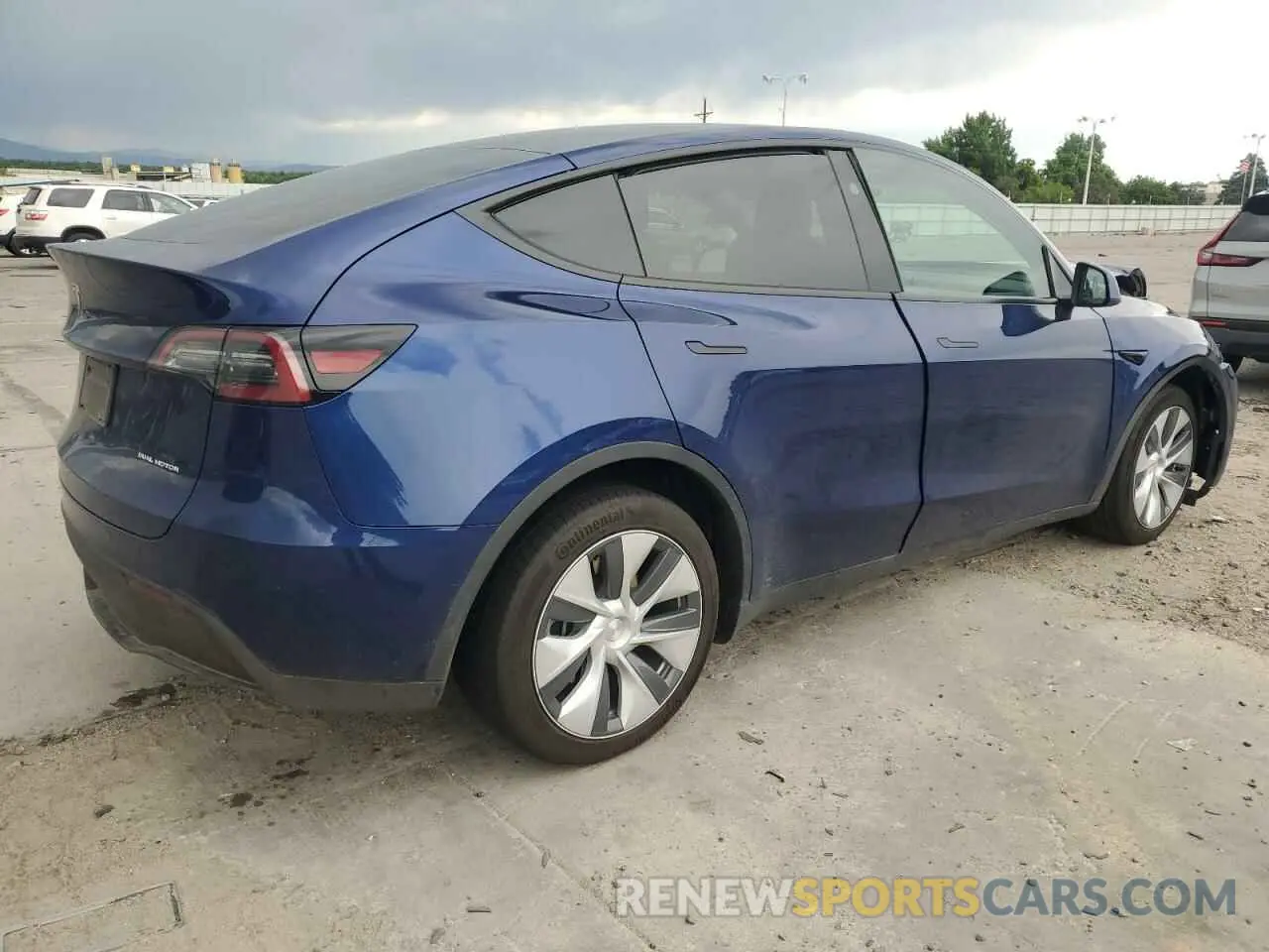 3 Photograph of a damaged car 7SAYGDEE1PA174035 TESLA MODEL Y 2023