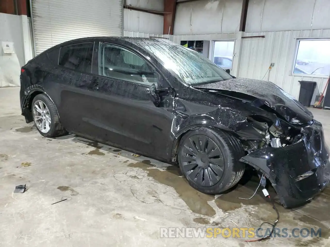 4 Photograph of a damaged car 7SAYGDEE1PA187898 TESLA MODEL Y 2023