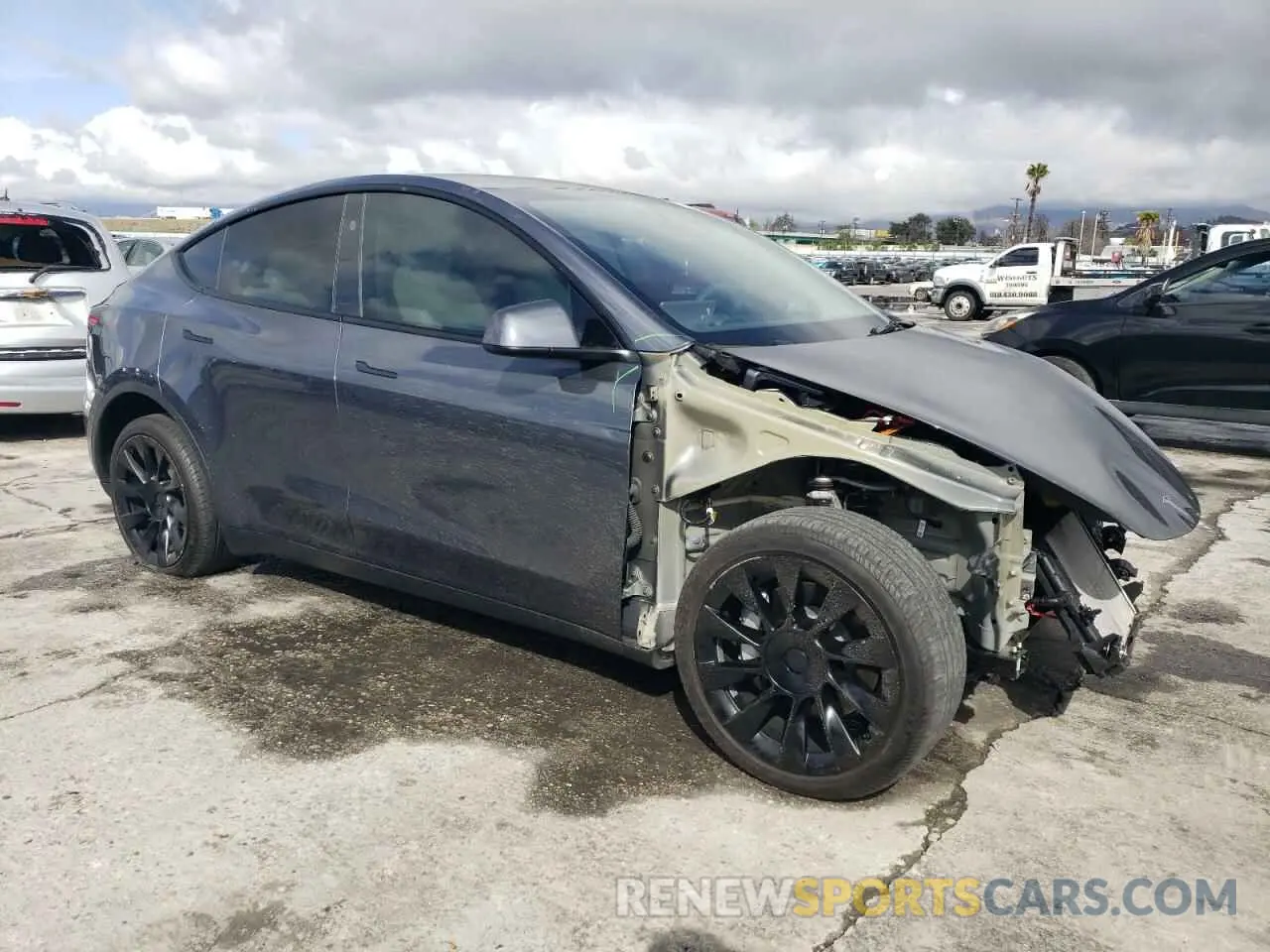 4 Фотография поврежденного автомобиля 7SAYGDEE1PA198920 TESLA MODEL Y 2023