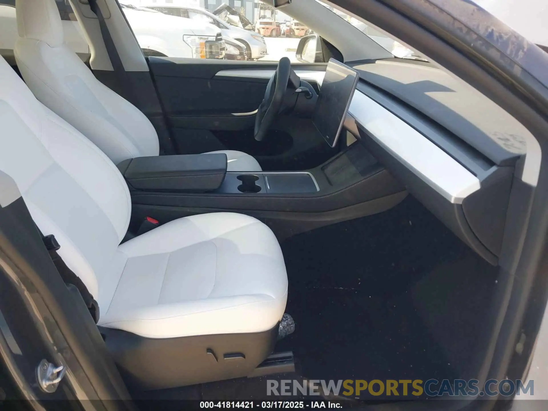 5 Фотография поврежденного автомобиля 7SAYGDEE1PA203937 TESLA MODEL Y 2023