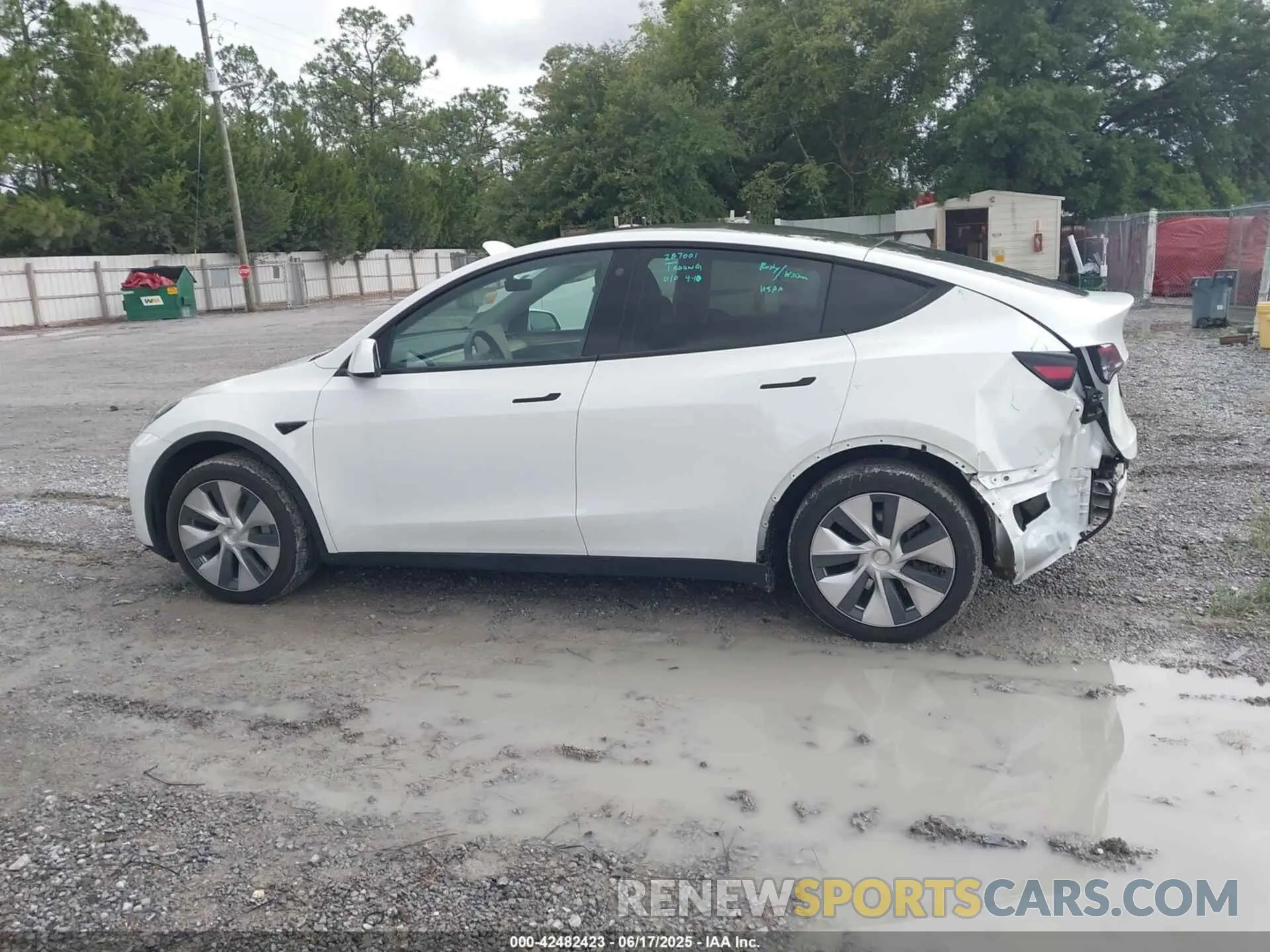 15 Фотография поврежденного автомобиля 7SAYGDEE1PF610661 TESLA MODEL Y 2023