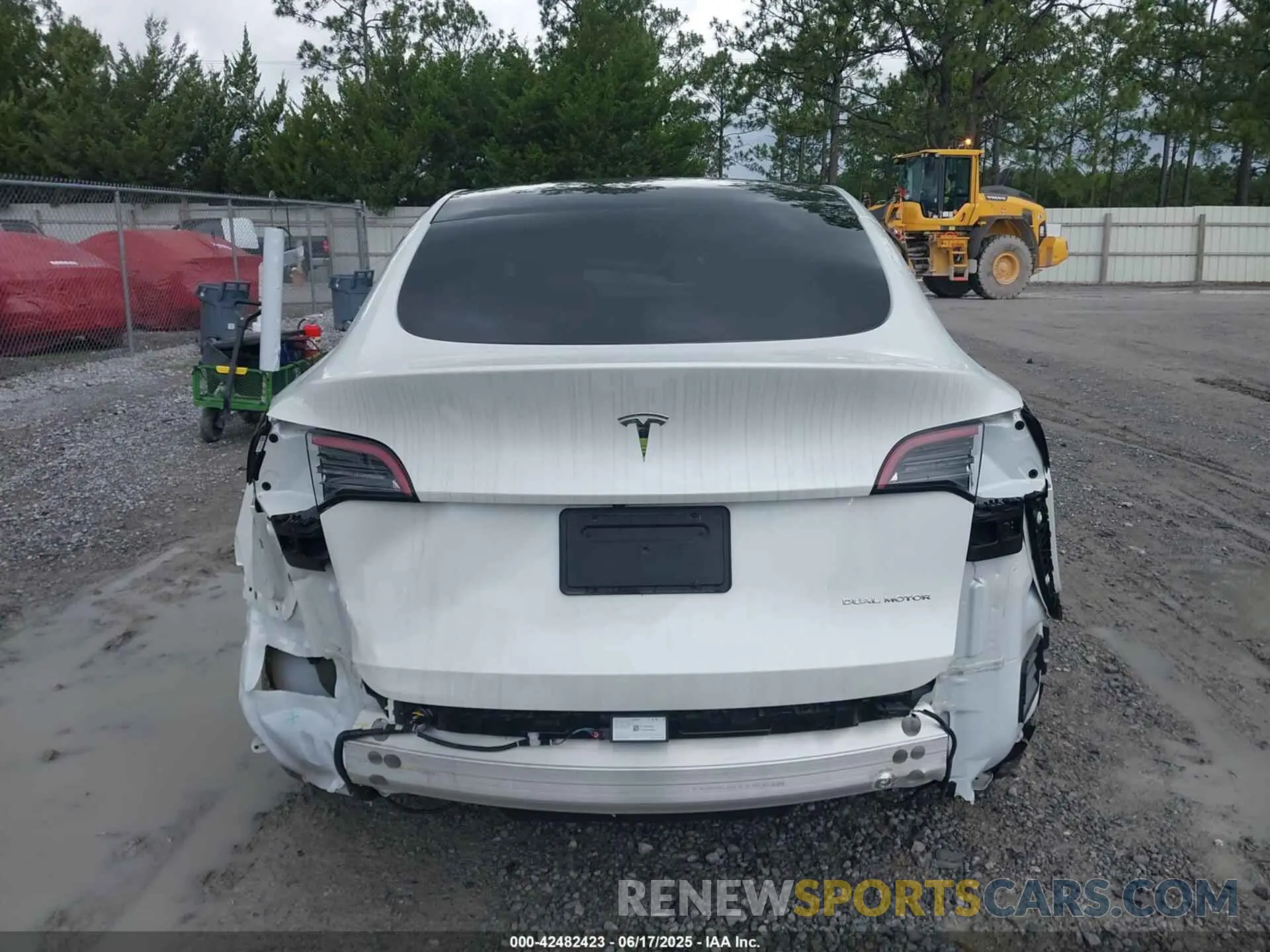 17 Фотография поврежденного автомобиля 7SAYGDEE1PF610661 TESLA MODEL Y 2023