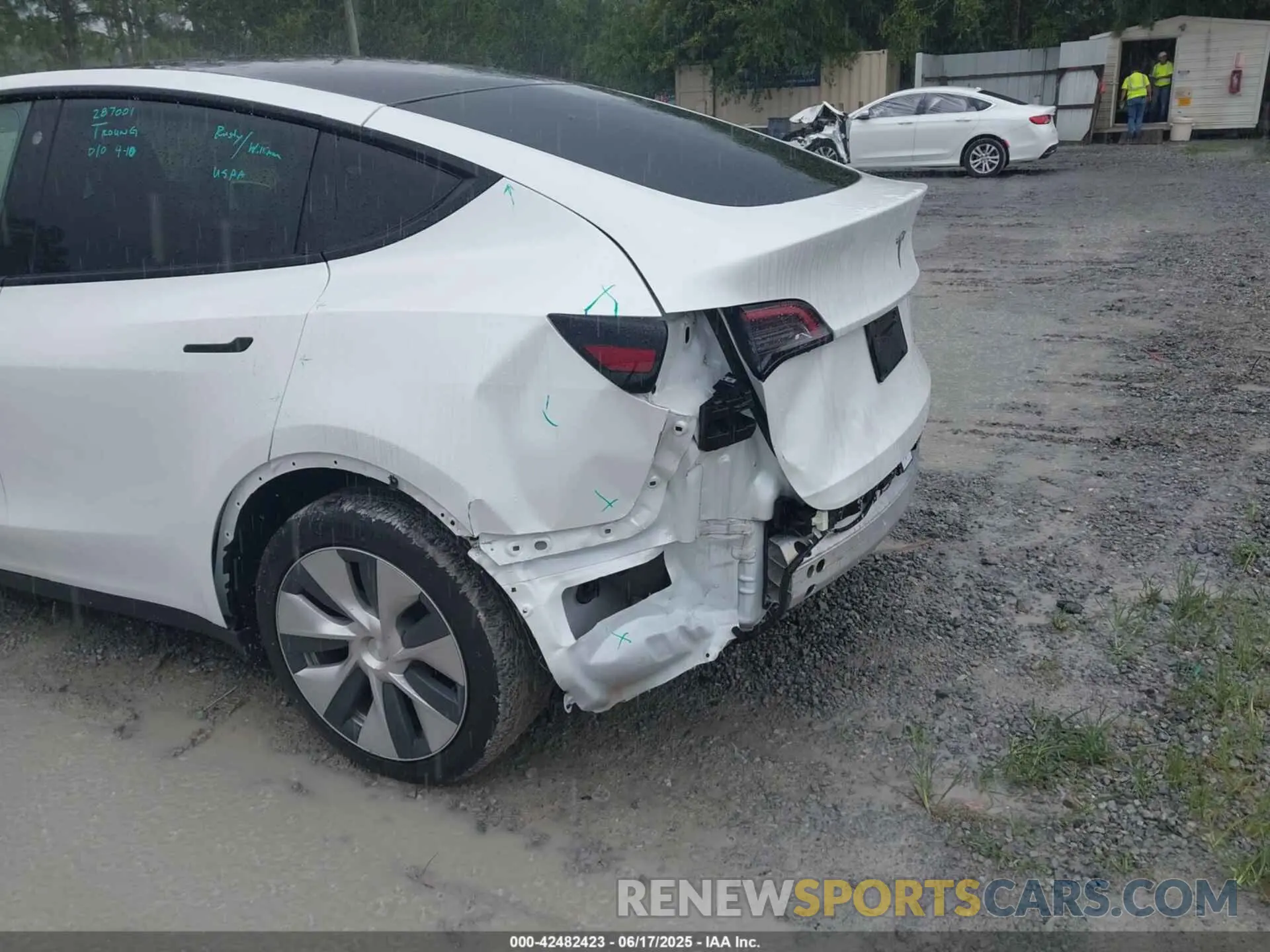 6 Фотография поврежденного автомобиля 7SAYGDEE1PF610661 TESLA MODEL Y 2023
