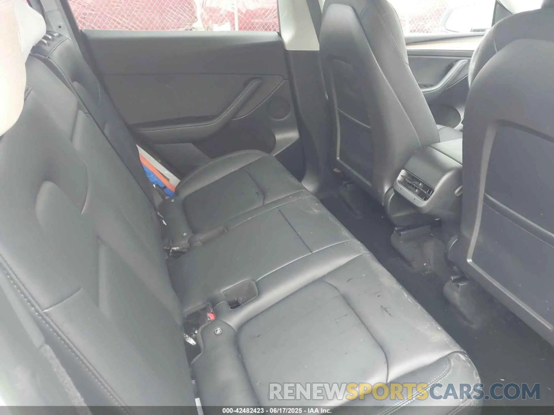 8 Фотография поврежденного автомобиля 7SAYGDEE1PF610661 TESLA MODEL Y 2023