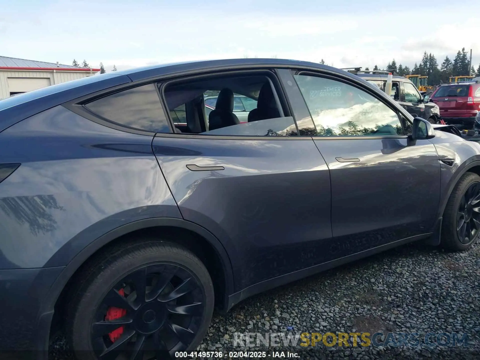 13 Photograph of a damaged car 7SAYGDEE1PF630098 TESLA MODEL Y 2023