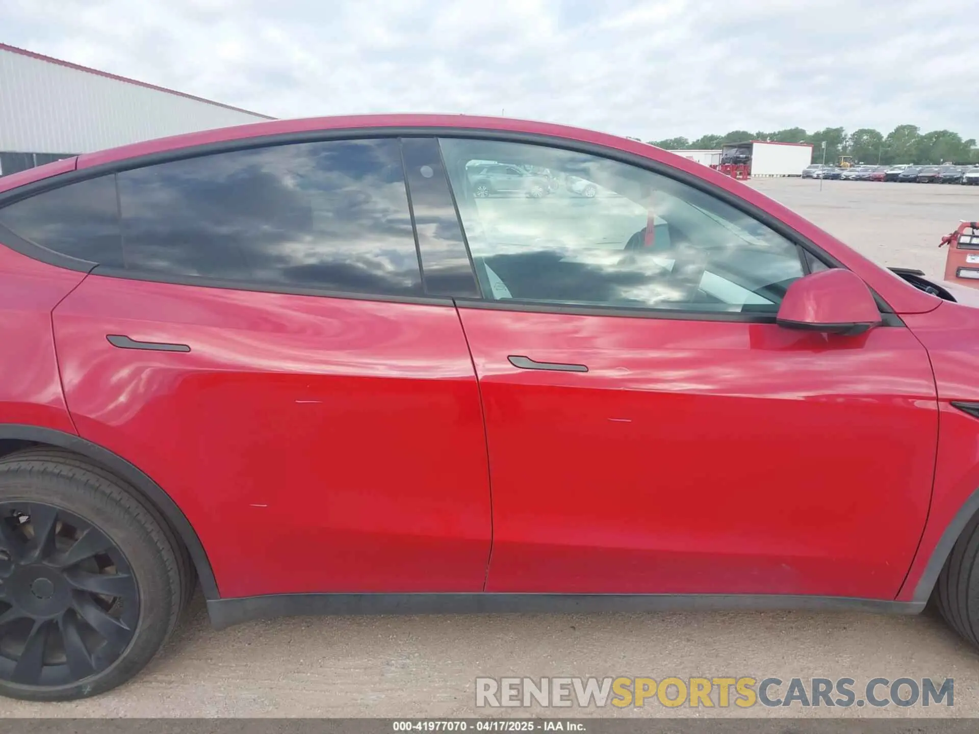 13 Фотография поврежденного автомобиля 7SAYGDEE1PF630246 TESLA MODEL Y 2023
