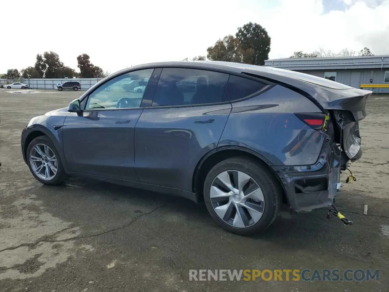 2 Фотография поврежденного автомобиля 7SAYGDEE1PF647967 TESLA MODEL Y 2023