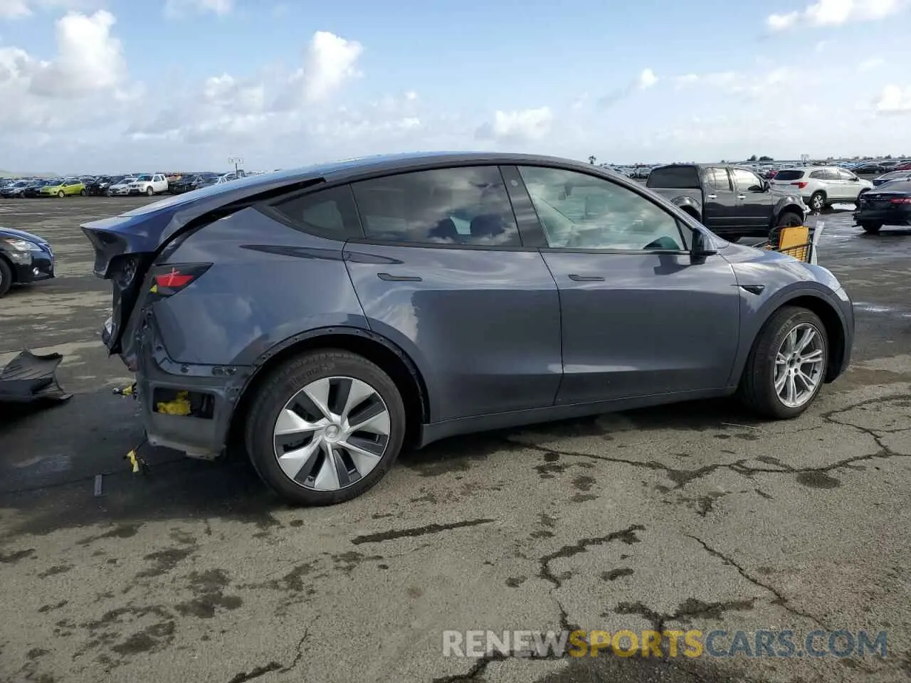 3 Фотография поврежденного автомобиля 7SAYGDEE1PF647967 TESLA MODEL Y 2023
