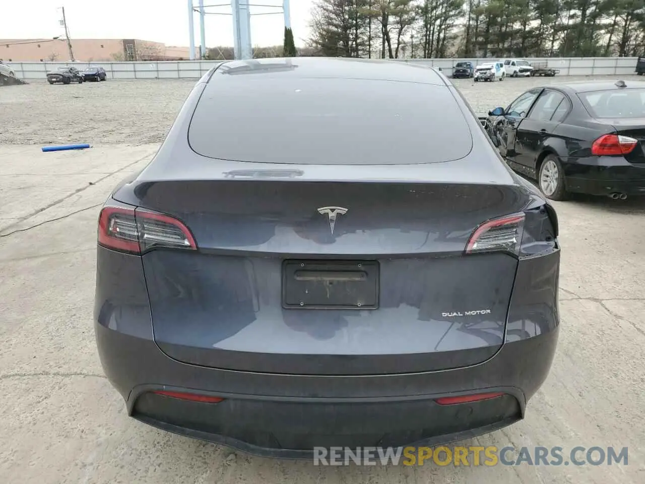 6 Photograph of a damaged car 7SAYGDEE1PF753688 TESLA MODEL Y 2023