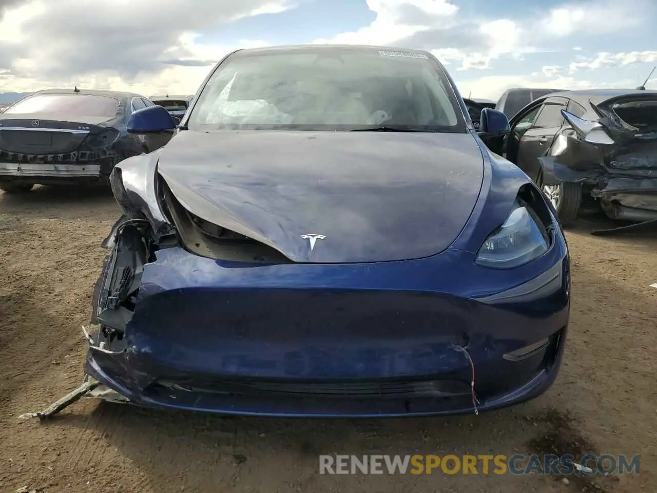 5 Photograph of a damaged car 7SAYGDEE1PF761483 TESLA MODEL Y 2023