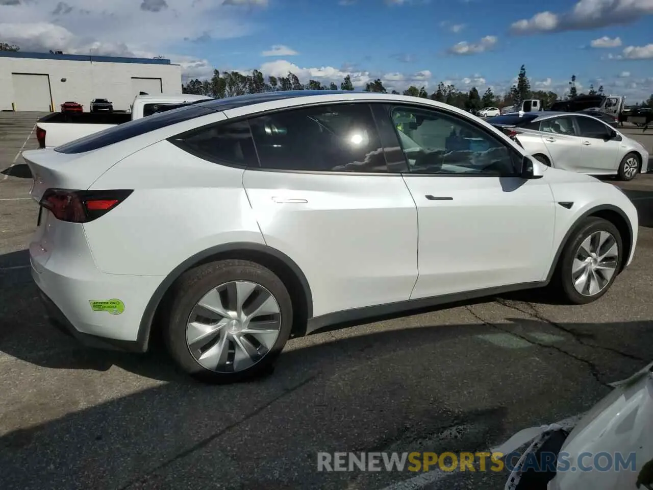 3 Фотография поврежденного автомобиля 7SAYGDEE1PF800458 TESLA MODEL Y 2023