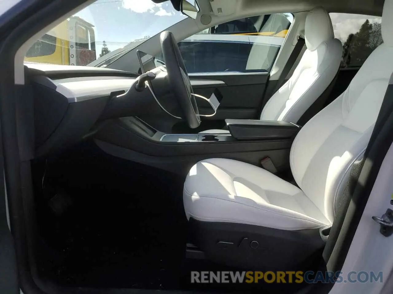 7 Фотография поврежденного автомобиля 7SAYGDEE1PF800458 TESLA MODEL Y 2023