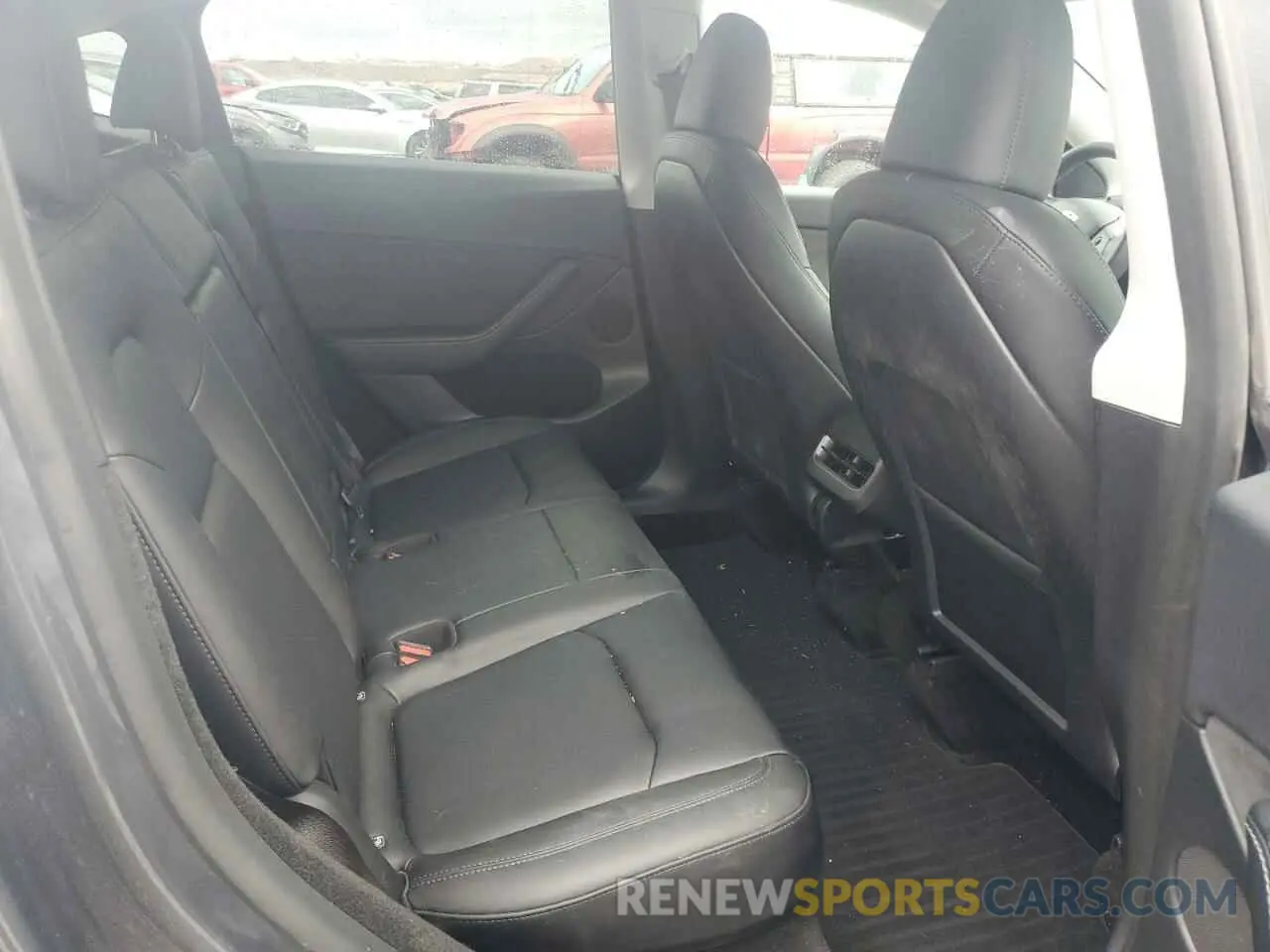 10 Photograph of a damaged car 7SAYGDEE1PF870350 TESLA MODEL Y 2023