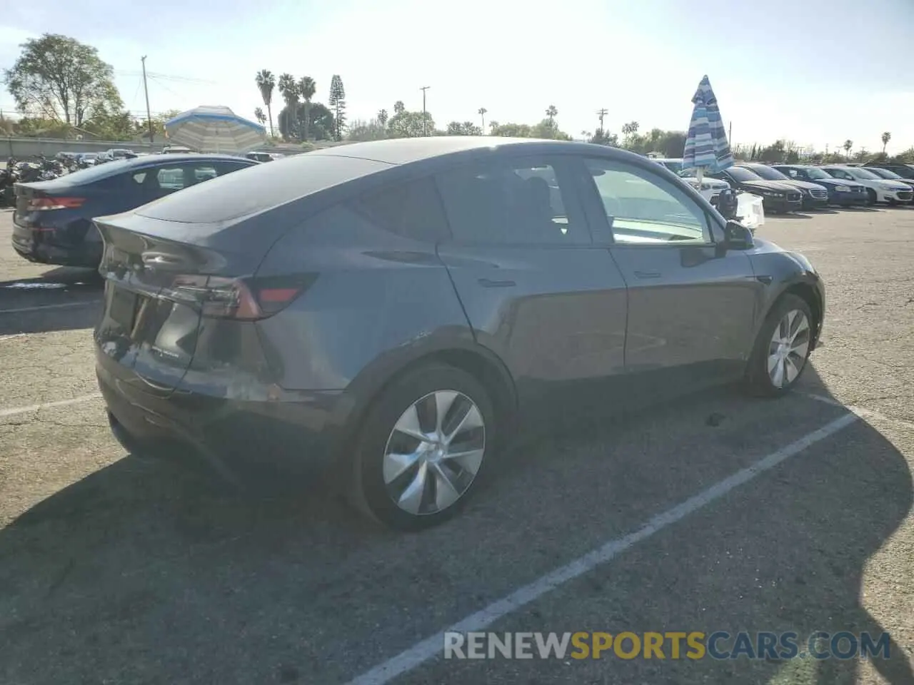 3 Photograph of a damaged car 7SAYGDEE1PF901211 TESLA MODEL Y 2023