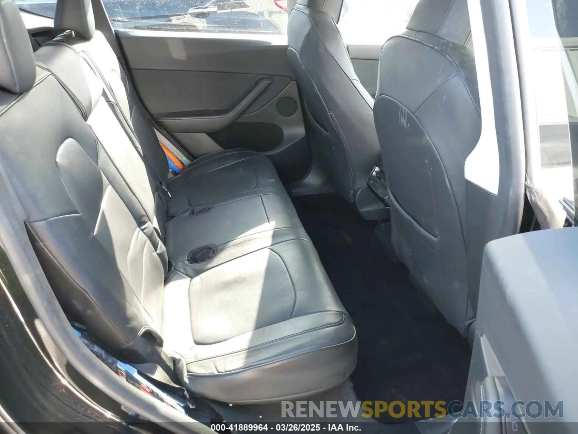 8 Photograph of a damaged car 7SAYGDEE1PF904495 TESLA MODEL Y 2023