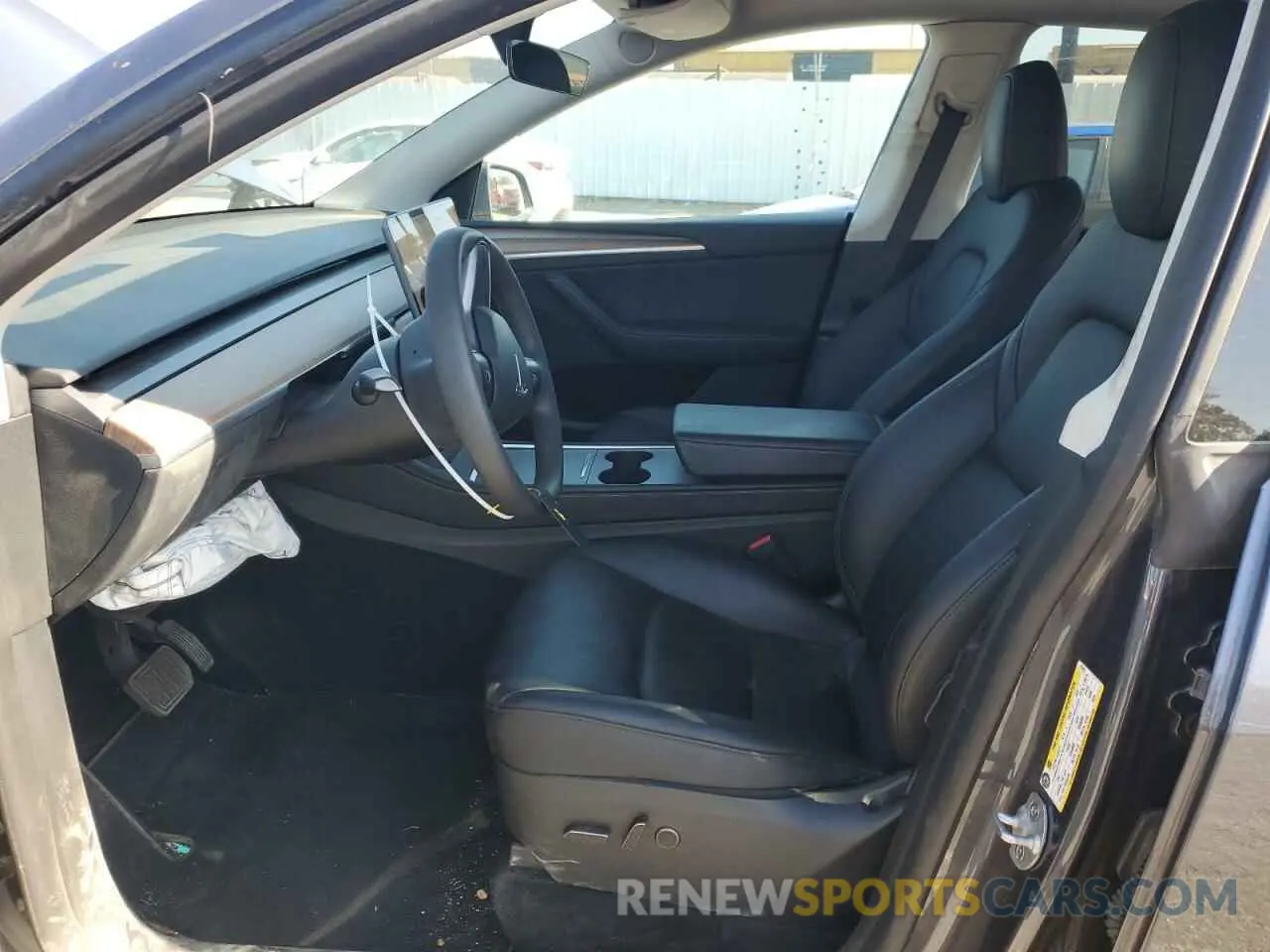 7 Photograph of a damaged car 7SAYGDEE1PF918431 TESLA MODEL Y 2023