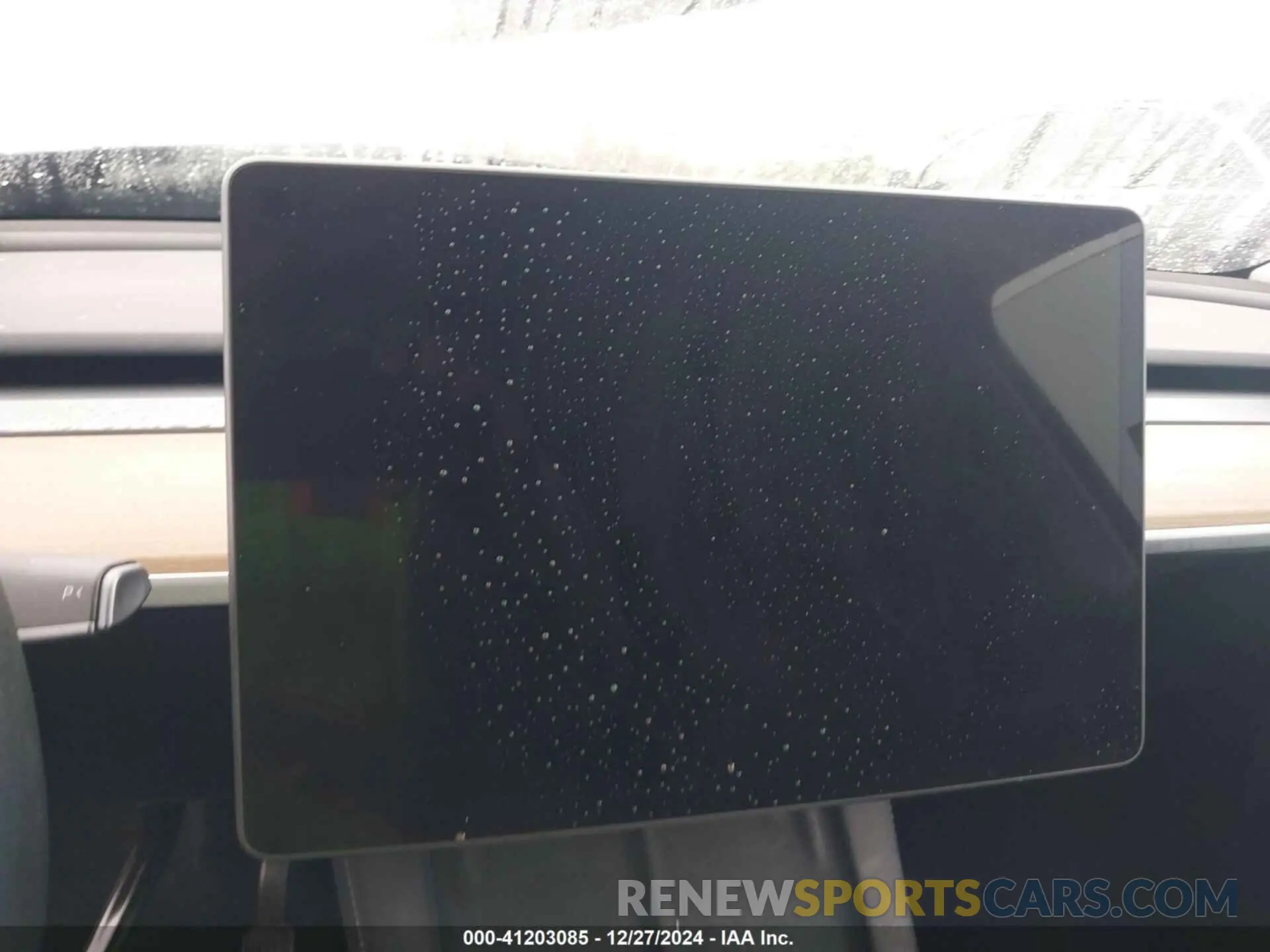 17 Photograph of a damaged car 7SAYGDEE2PA096705 TESLA MODEL Y 2023