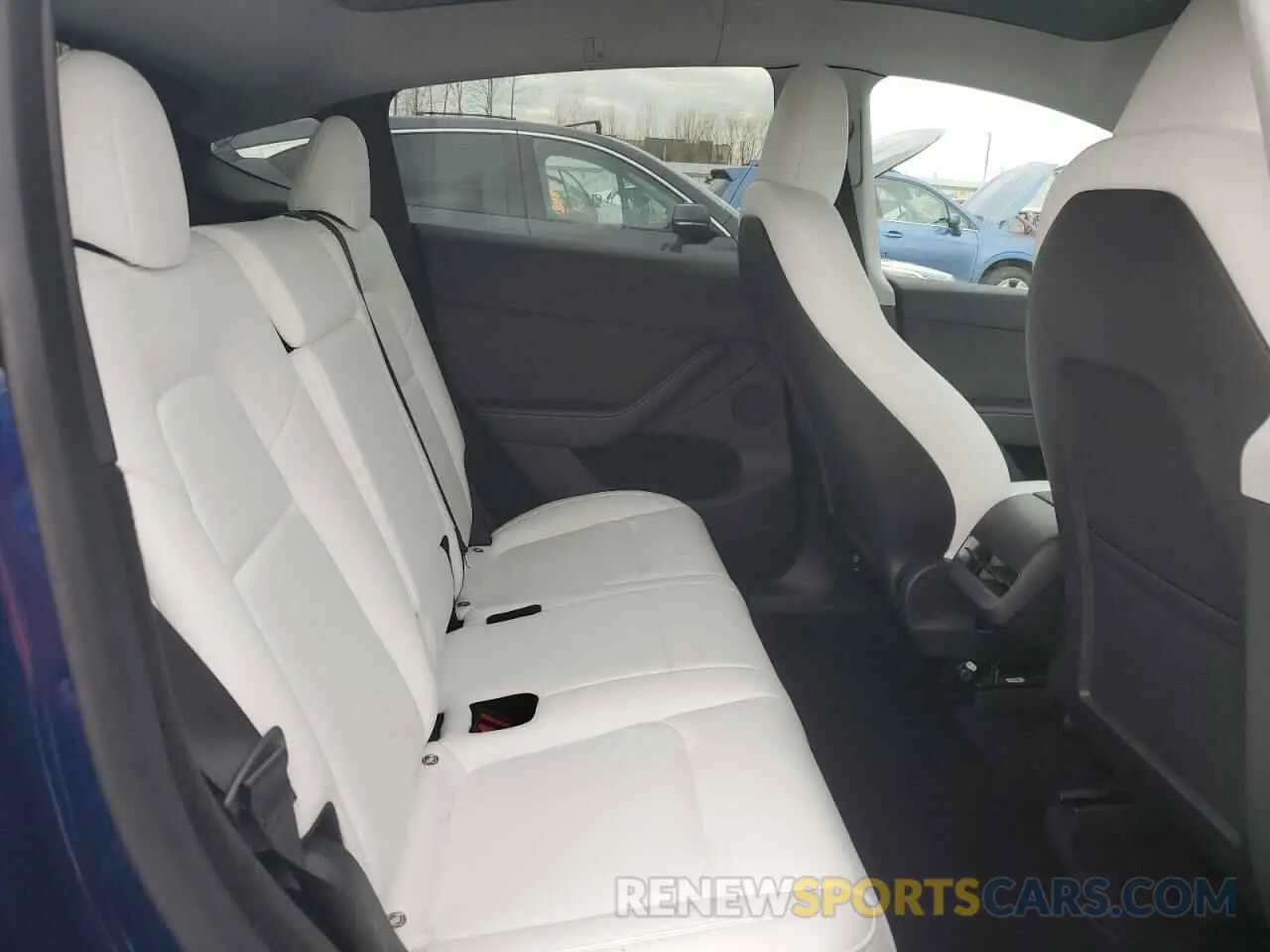 11 Photograph of a damaged car 7SAYGDEE2PA102275 TESLA MODEL Y 2023
