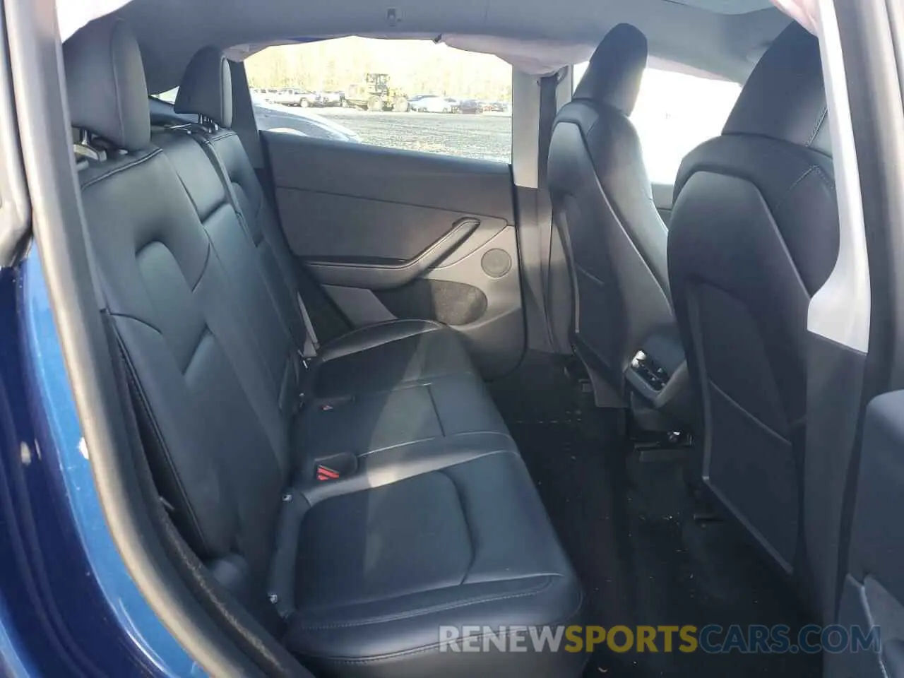 10 Photograph of a damaged car 7SAYGDEE2PA103619 TESLA MODEL Y 2023