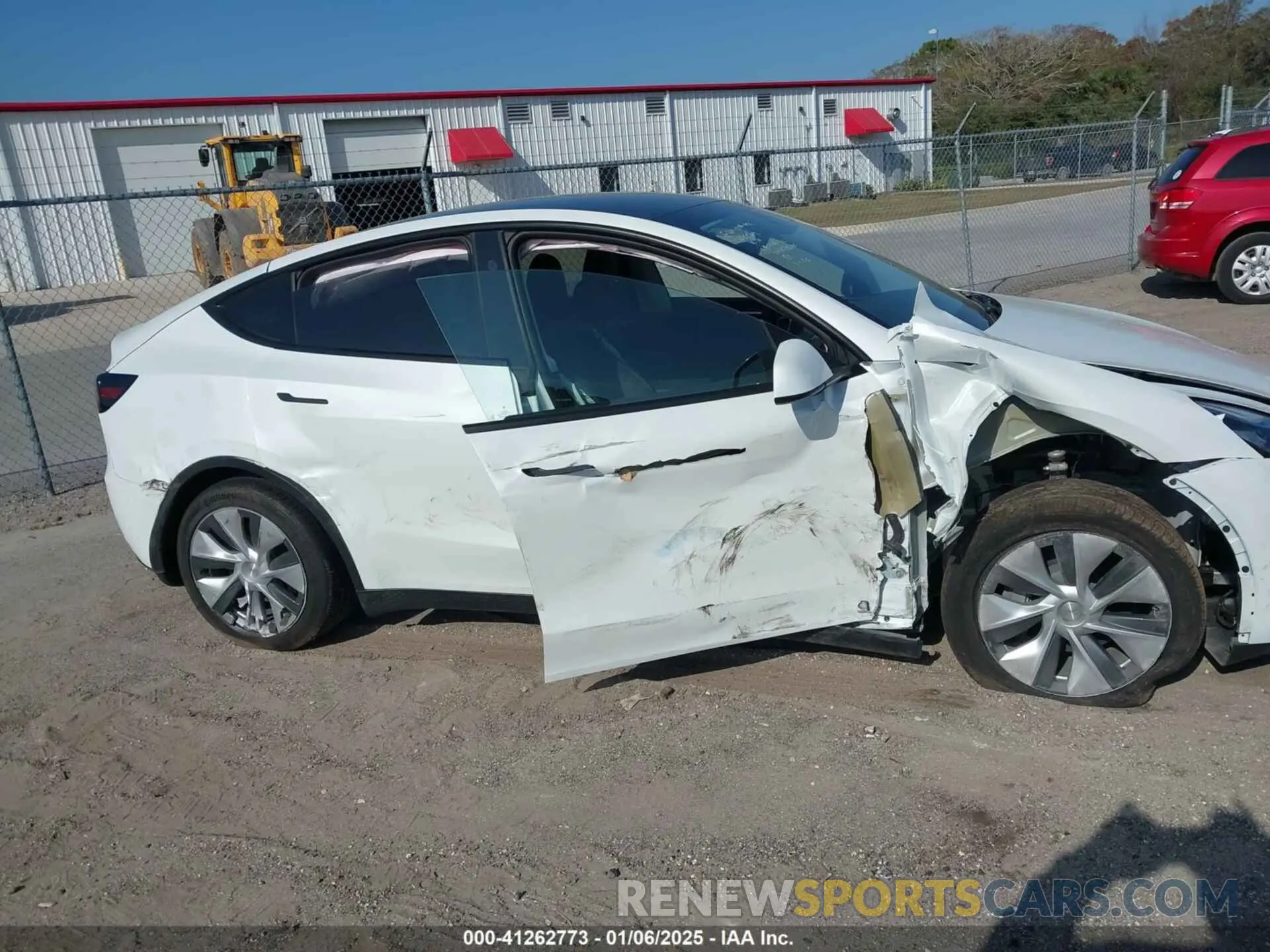 13 Photograph of a damaged car 7SAYGDEE2PA138239 TESLA MODEL Y 2023