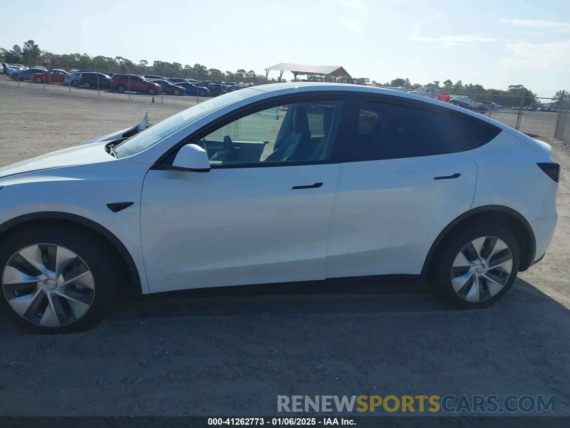14 Photograph of a damaged car 7SAYGDEE2PA138239 TESLA MODEL Y 2023