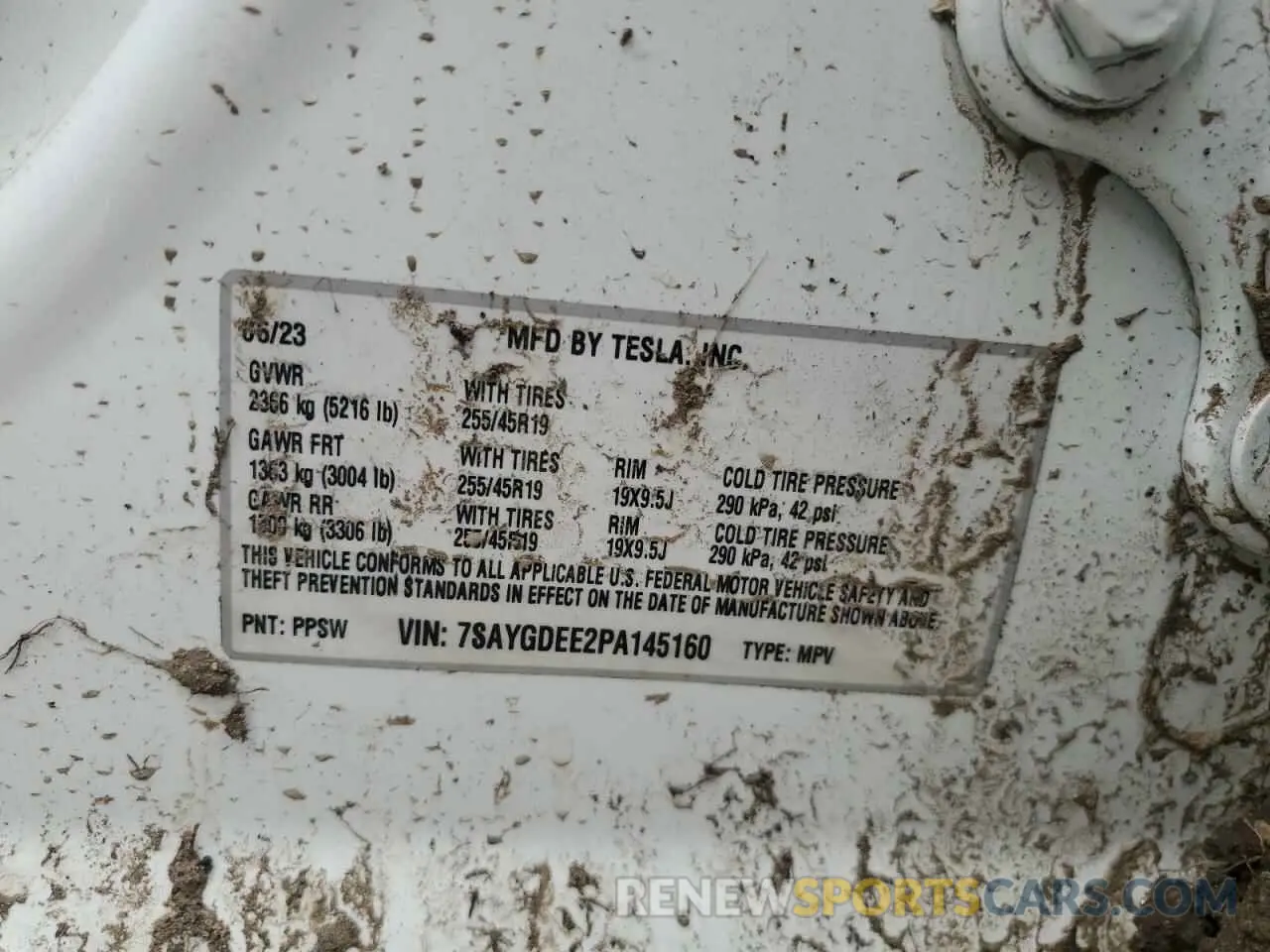 15 Photograph of a damaged car 7SAYGDEE2PA145160 TESLA MODEL Y 2023