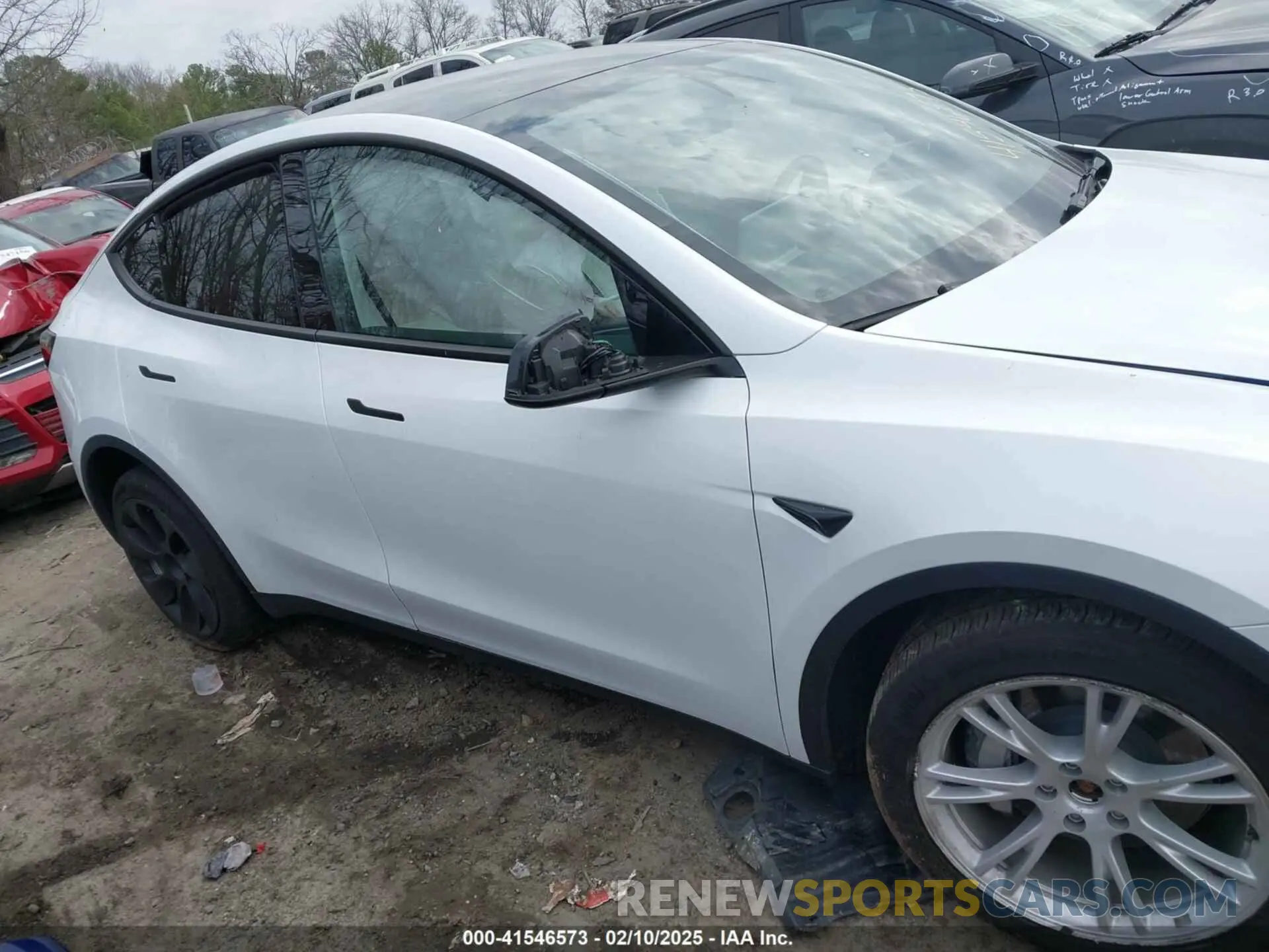 12 Photograph of a damaged car 7SAYGDEE2PA145398 TESLA MODEL Y 2023