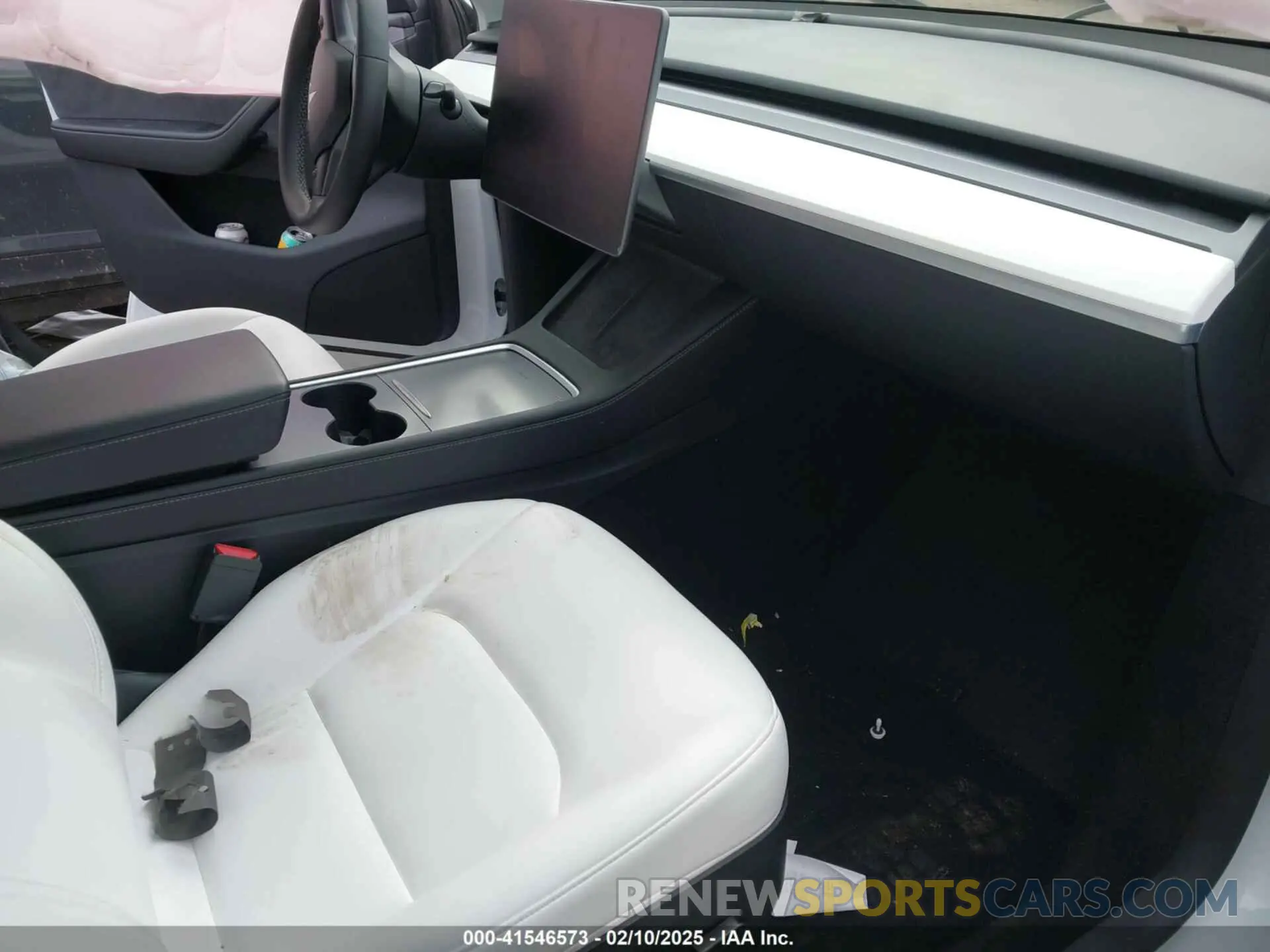 5 Photograph of a damaged car 7SAYGDEE2PA145398 TESLA MODEL Y 2023
