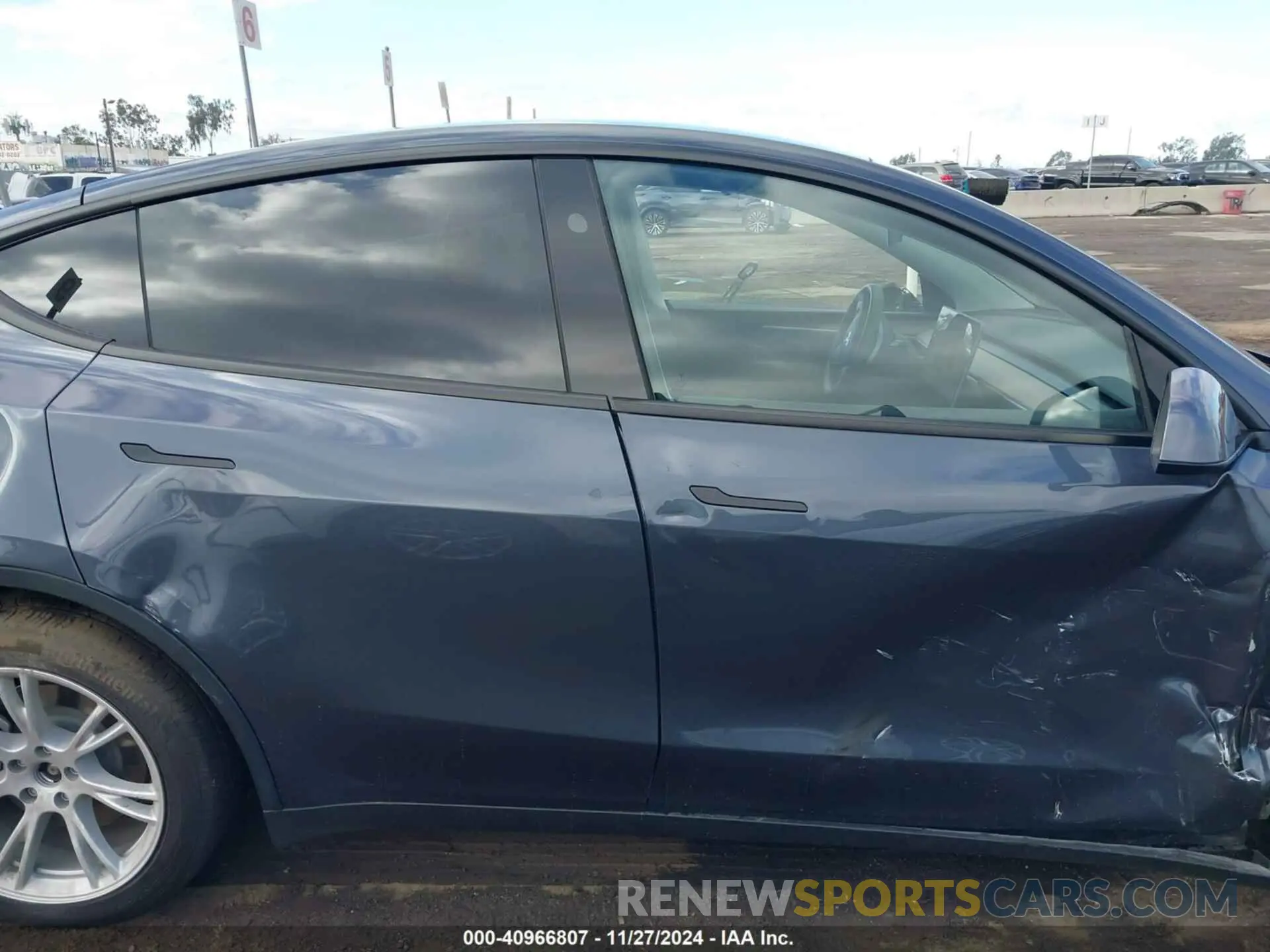13 Фотография поврежденного автомобиля 7SAYGDEE2PA154019 TESLA MODEL Y 2023