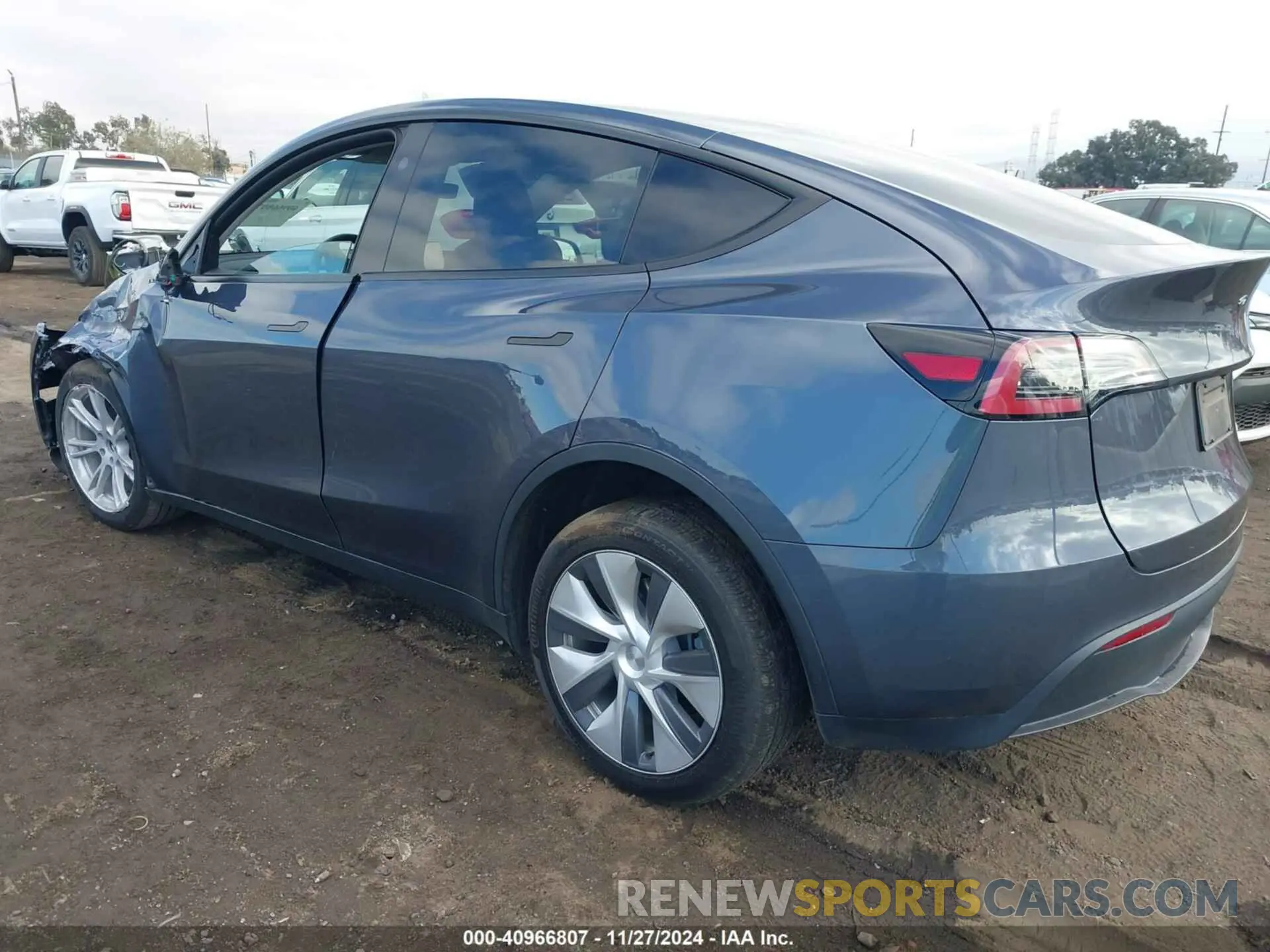 3 Фотография поврежденного автомобиля 7SAYGDEE2PA154019 TESLA MODEL Y 2023