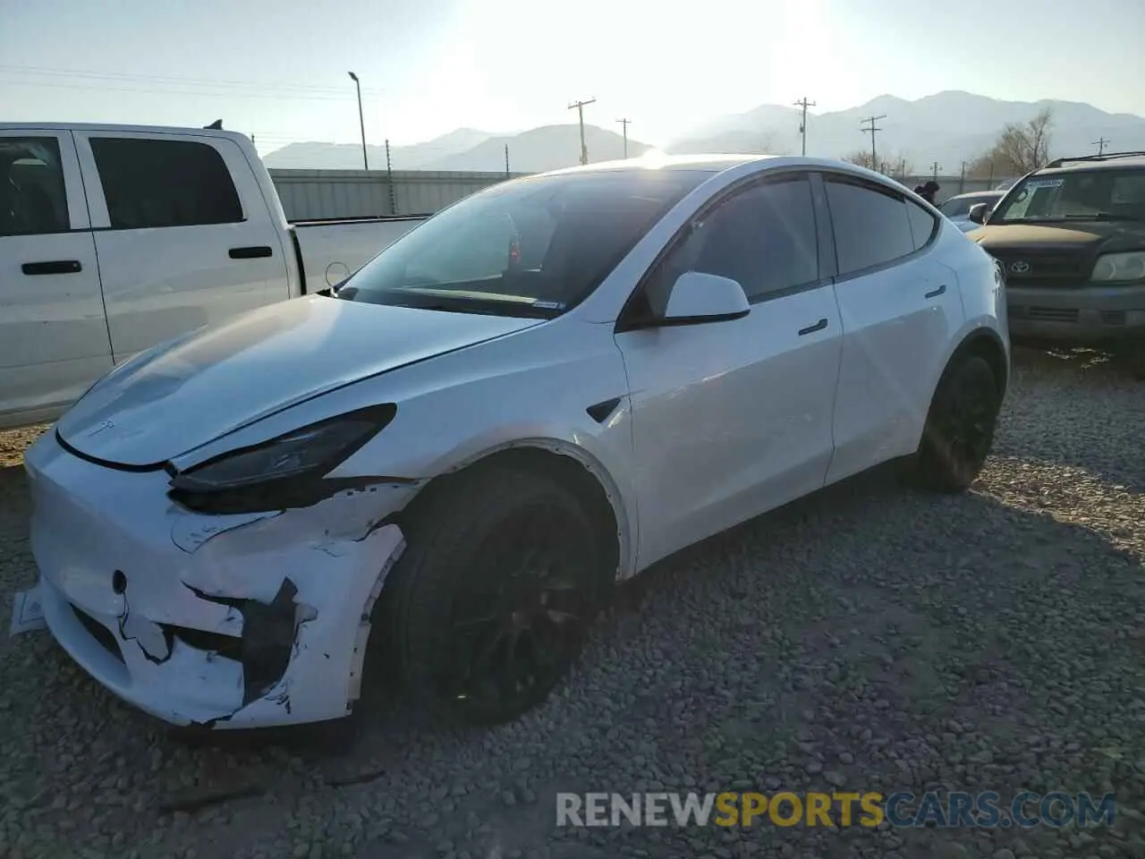 1 Фотография поврежденного автомобиля 7SAYGDEE2PA174271 TESLA MODEL Y 2023