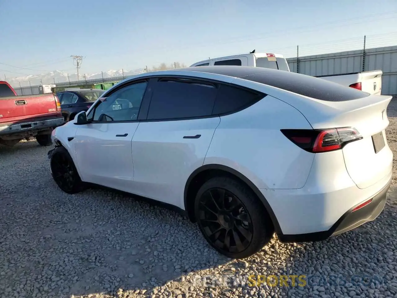 2 Фотография поврежденного автомобиля 7SAYGDEE2PA174271 TESLA MODEL Y 2023