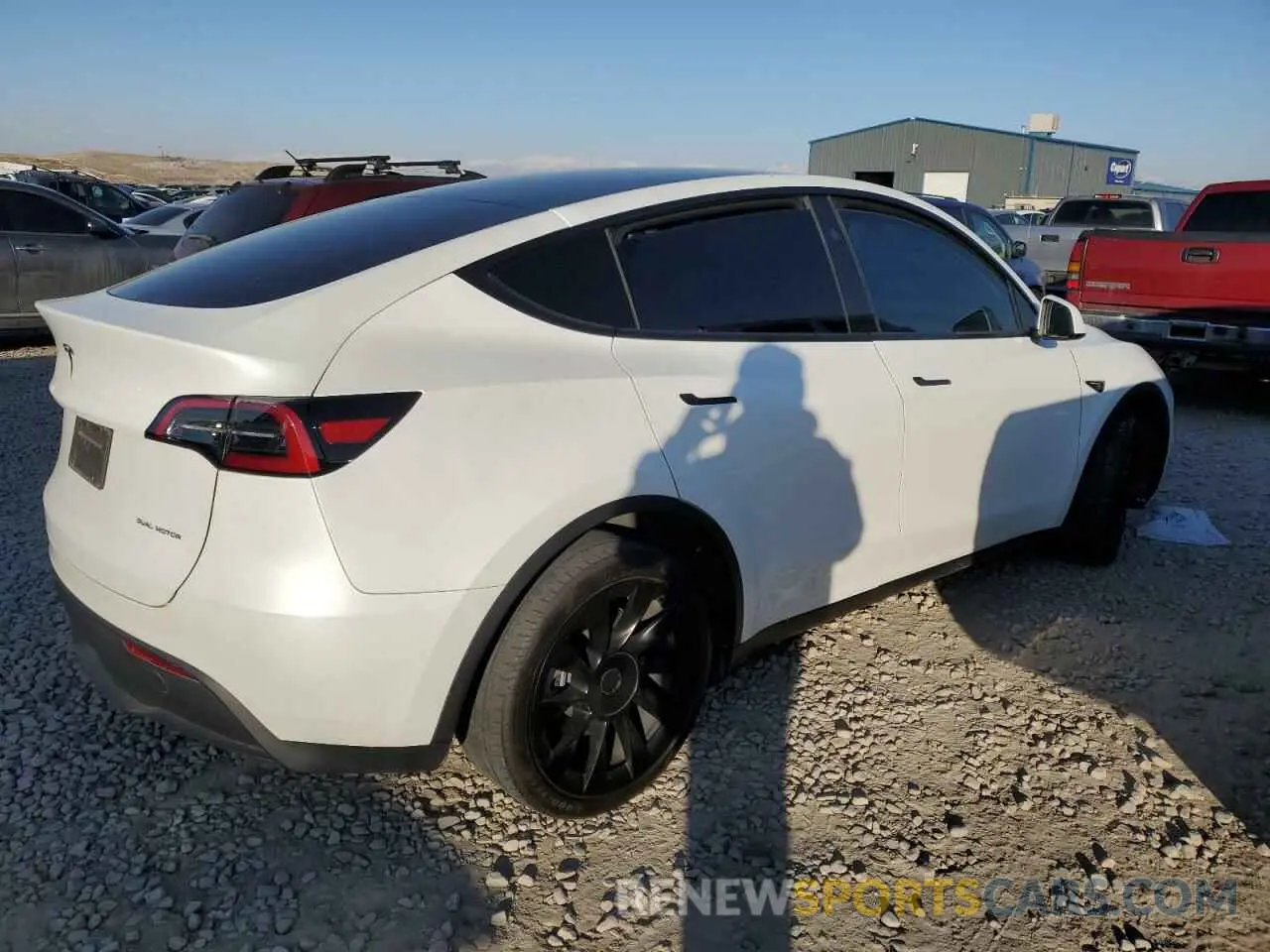 3 Фотография поврежденного автомобиля 7SAYGDEE2PA174271 TESLA MODEL Y 2023