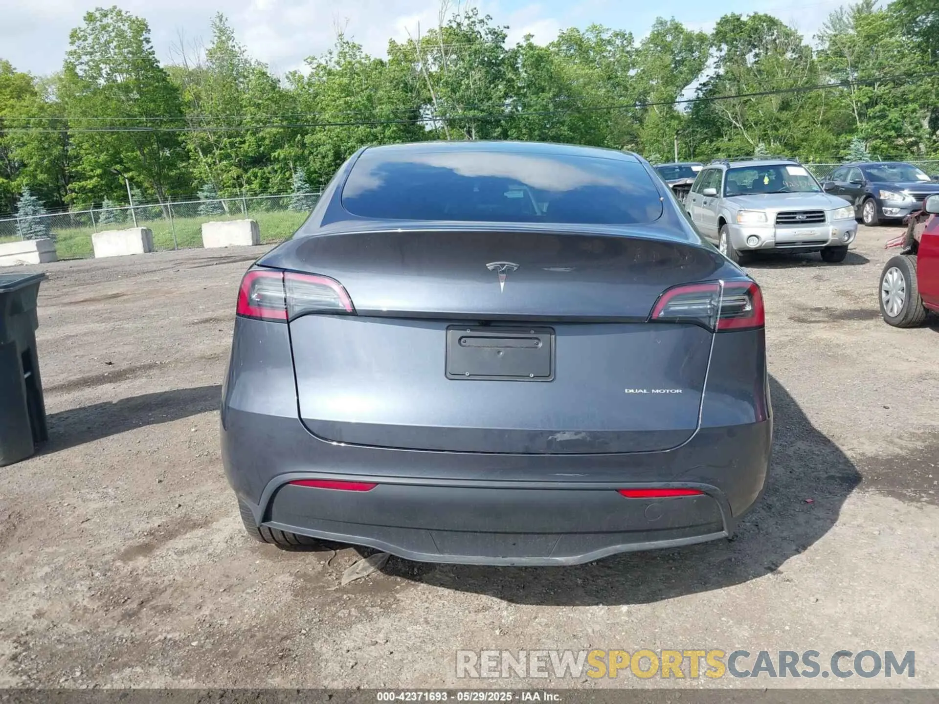 17 Фотография поврежденного автомобиля 7SAYGDEE2PA190227 TESLA MODEL Y 2023