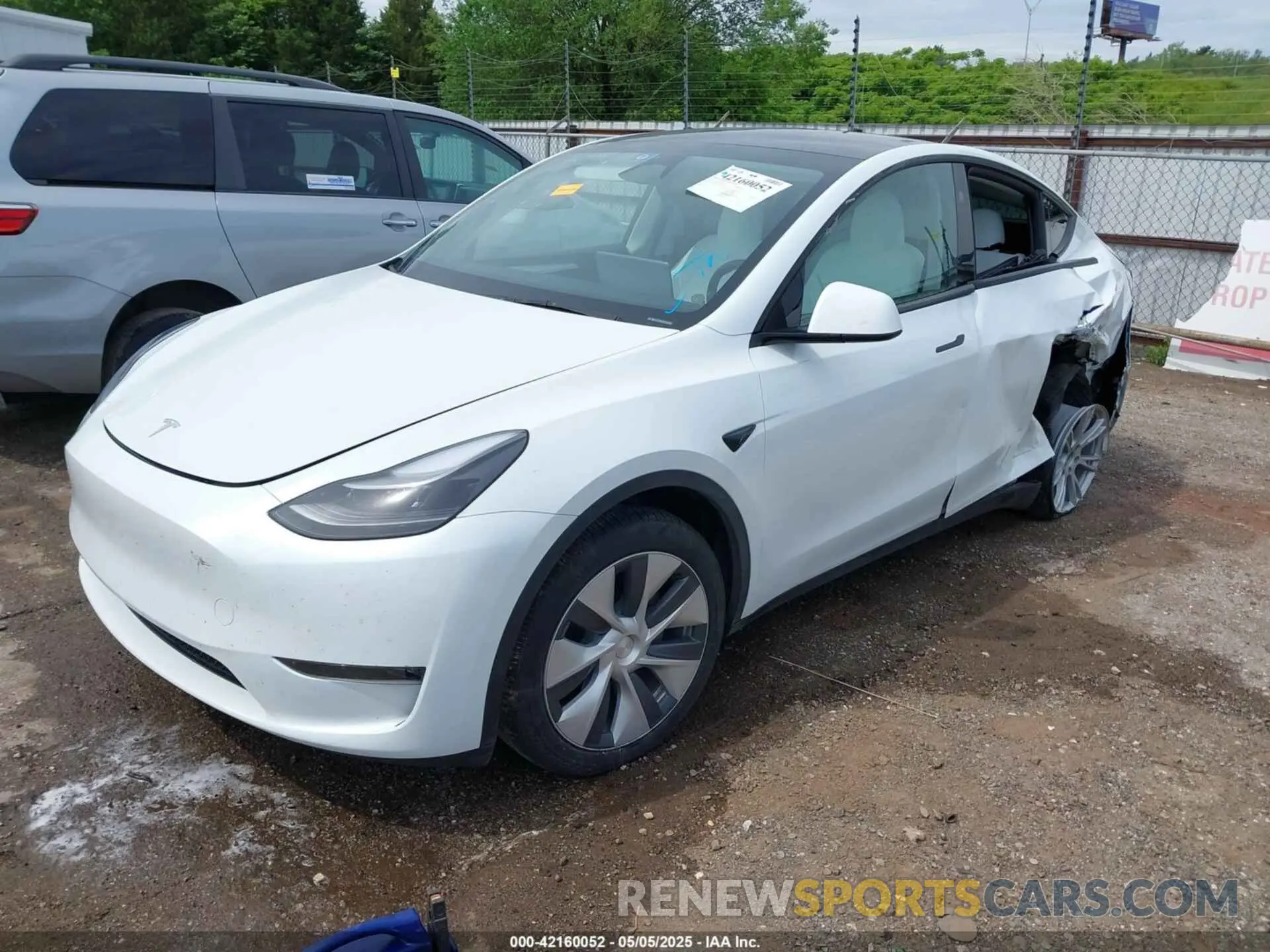 2 Photograph of a damaged car 7SAYGDEE2PA192205 TESLA MODEL Y 2023
