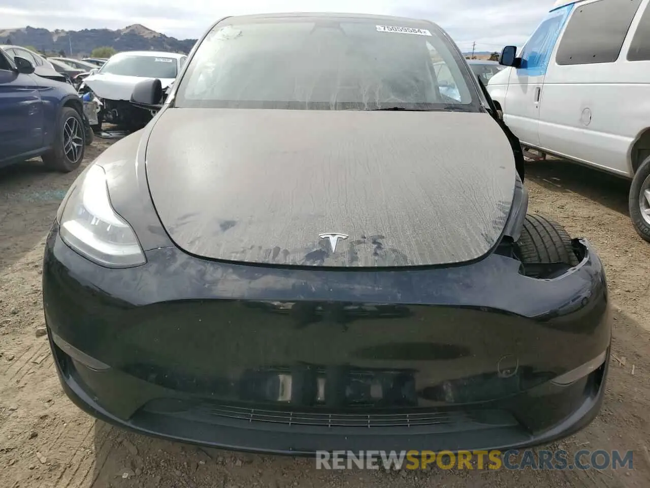 5 Photograph of a damaged car 7SAYGDEE2PF604240 TESLA MODEL Y 2023