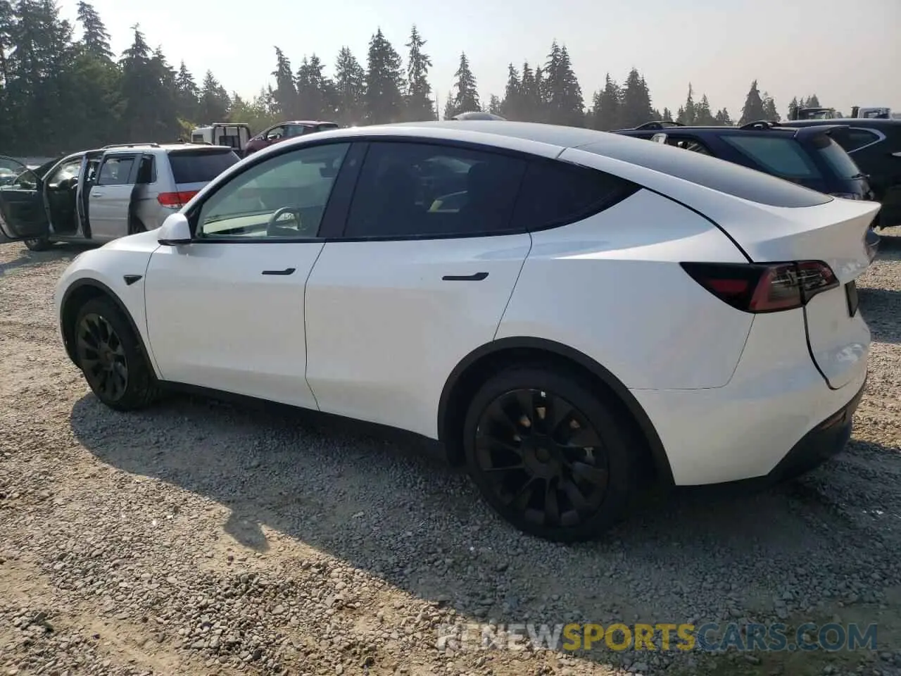 2 Фотография поврежденного автомобиля 7SAYGDEE2PF626450 TESLA MODEL Y 2023