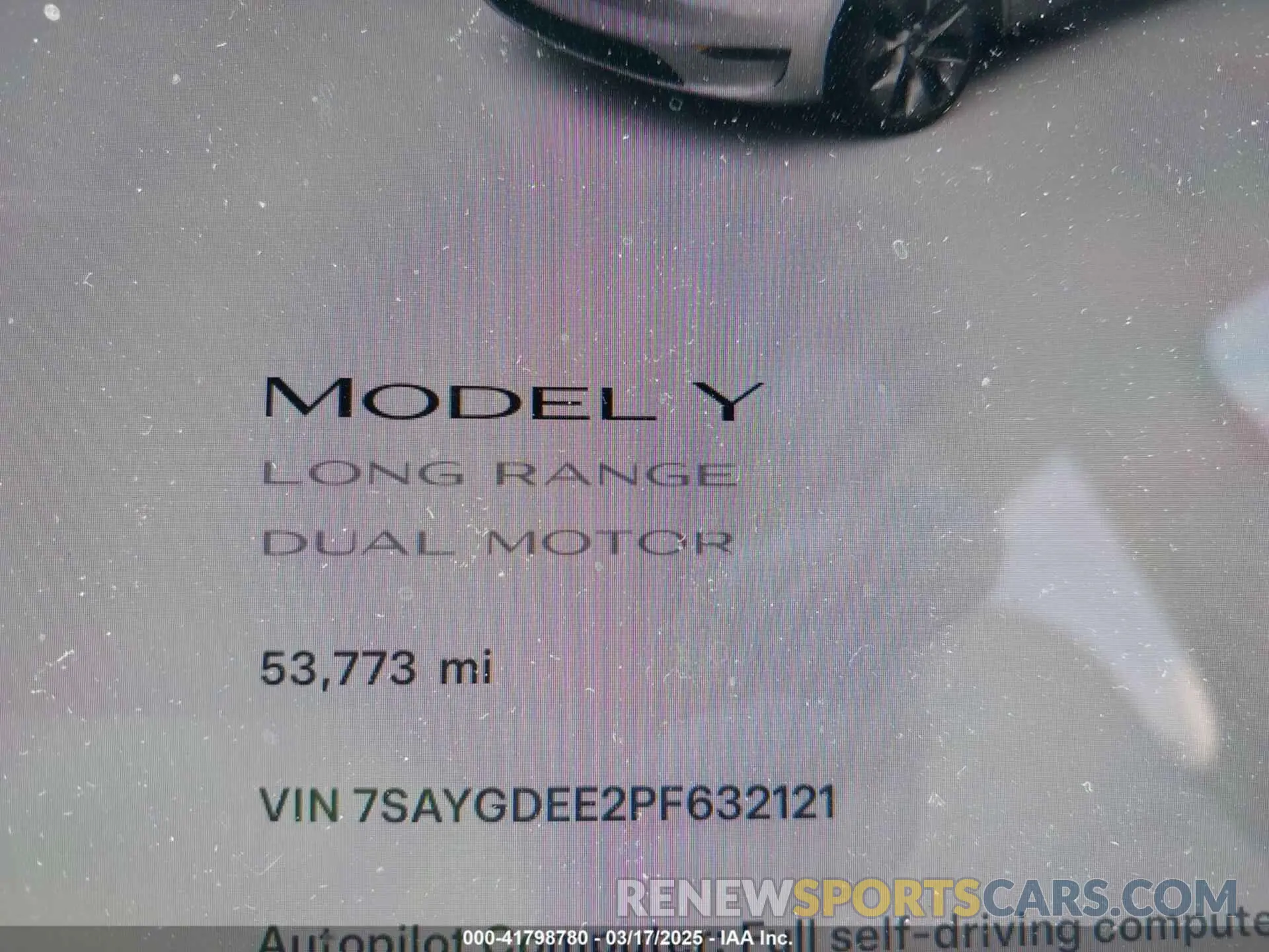 15 Photograph of a damaged car 7SAYGDEE2PF632121 TESLA MODEL Y 2023
