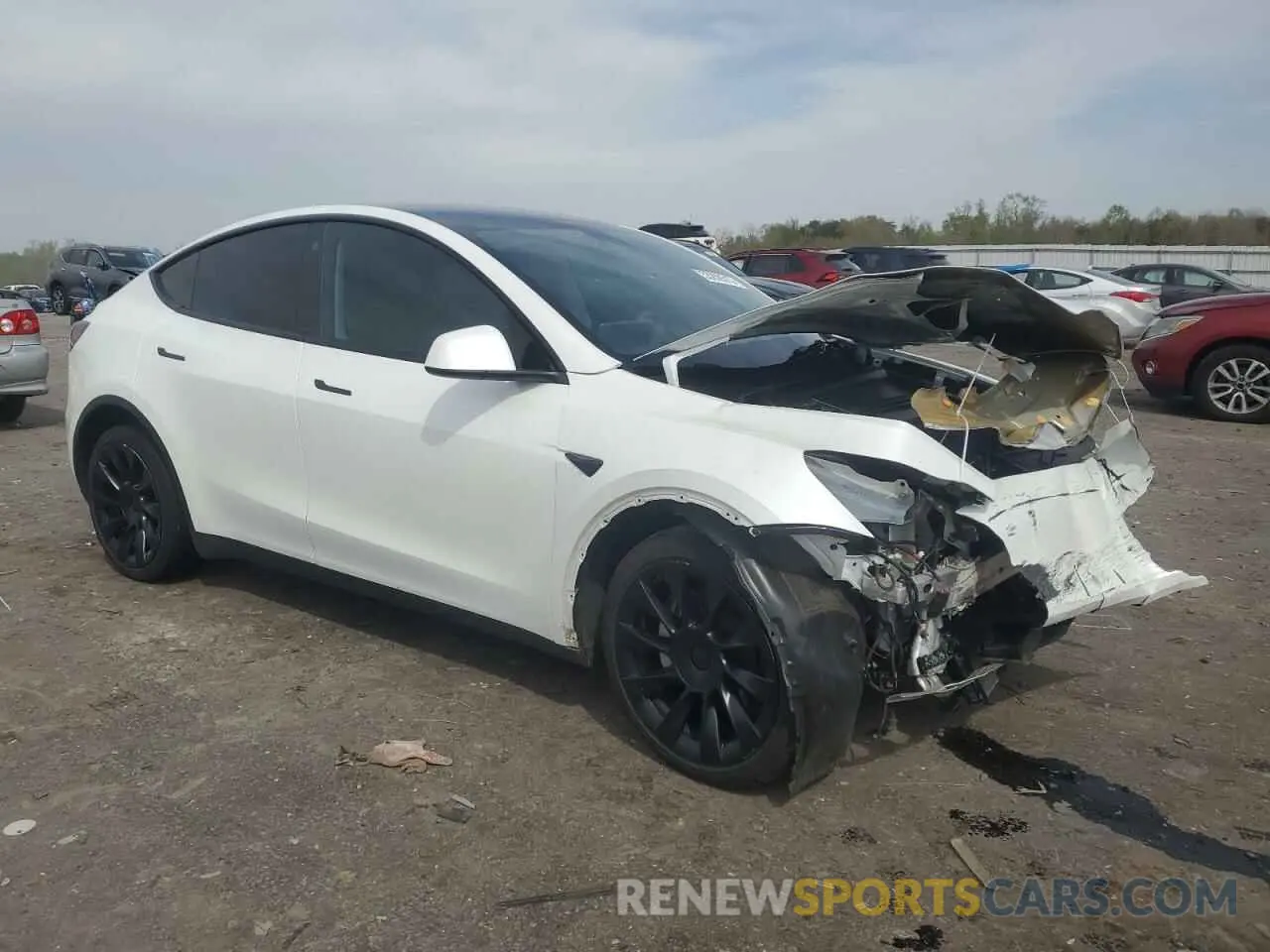 4 Photograph of a damaged car 7SAYGDEE2PF675745 TESLA MODEL Y 2023